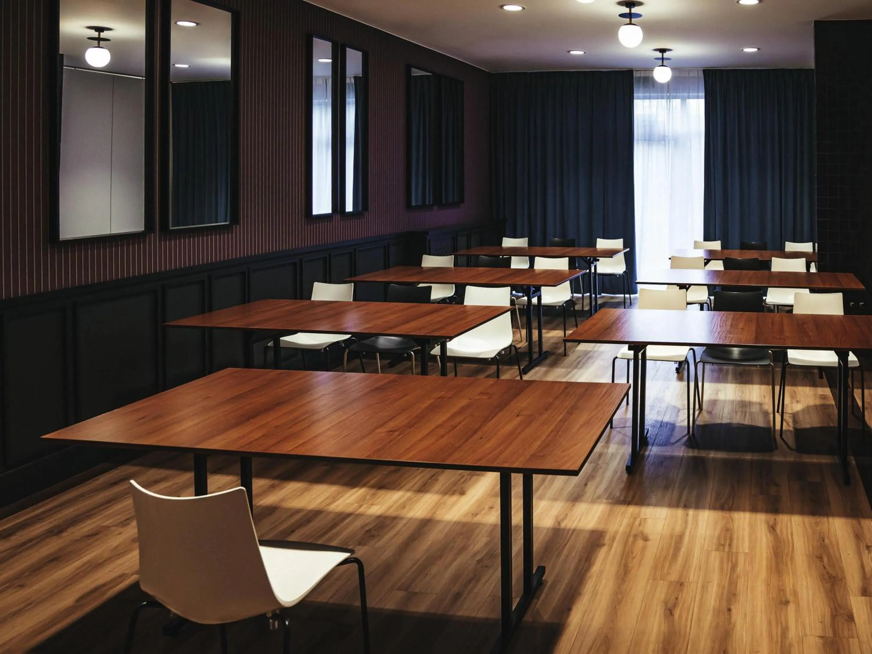 Meeting/conference room in ibis Styles Wałbrzych