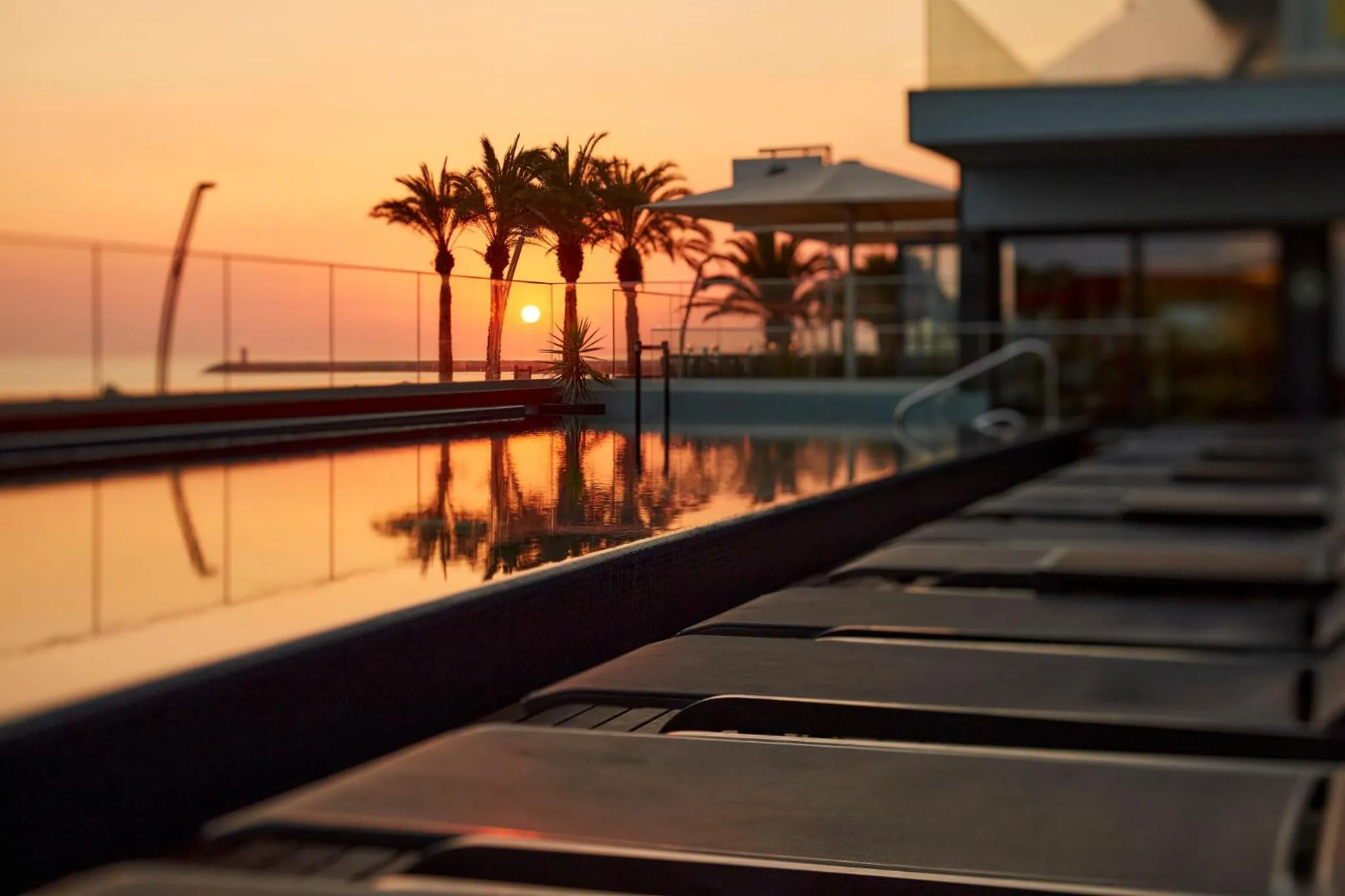 Swimming pool in Dom Jose Beach Hotel (Plus)