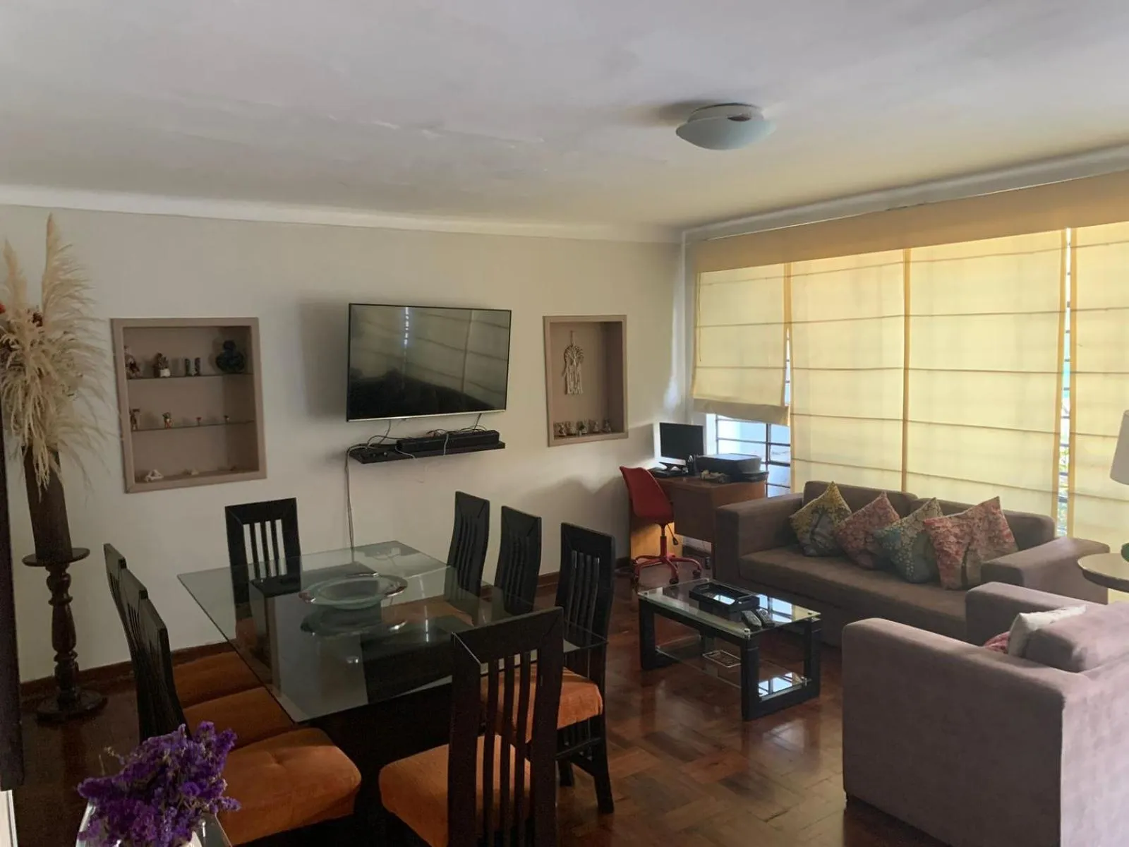 Communal lounge/ TV room in Uli´s house