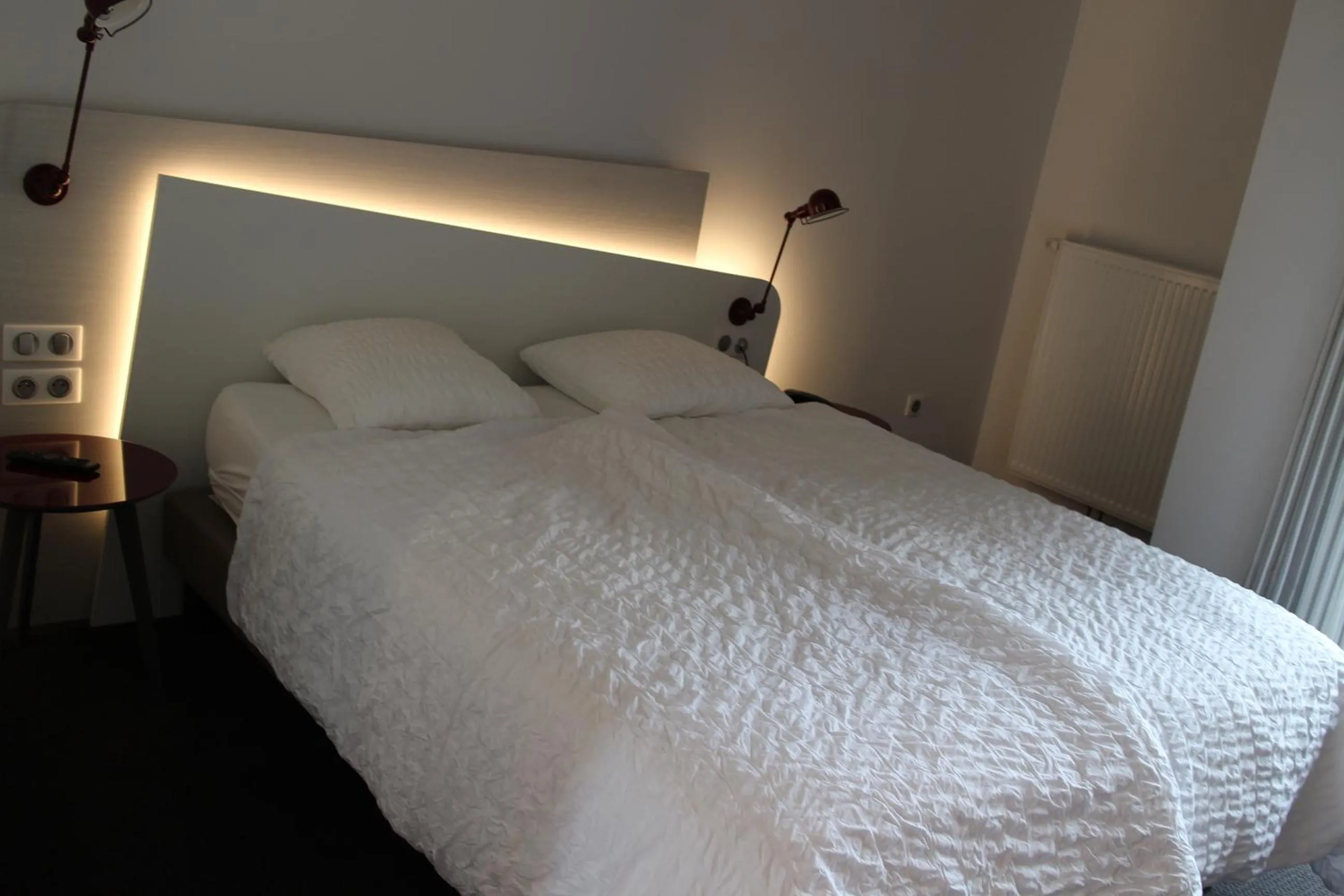 Photo of the whole room, Bed in Logis Hôtel Restaurant Au Lion Rouge