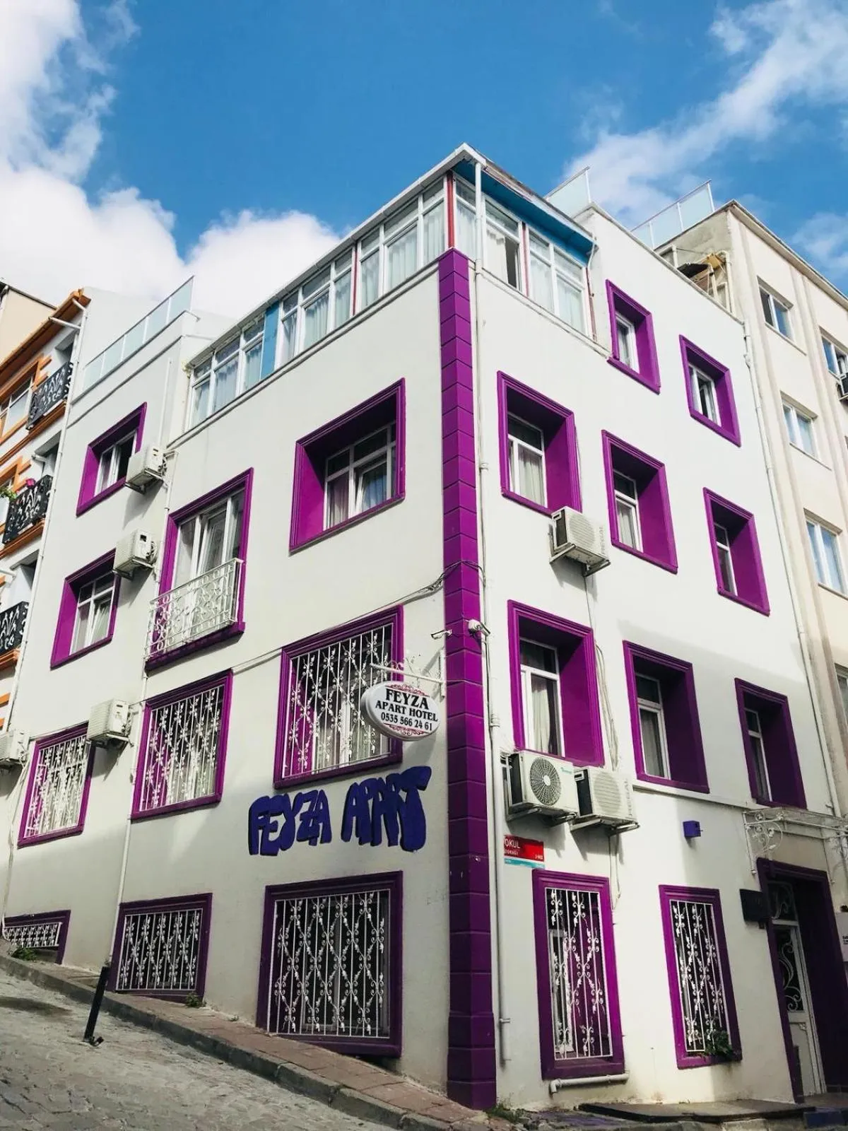 Facade/entrance in Feyza Apart