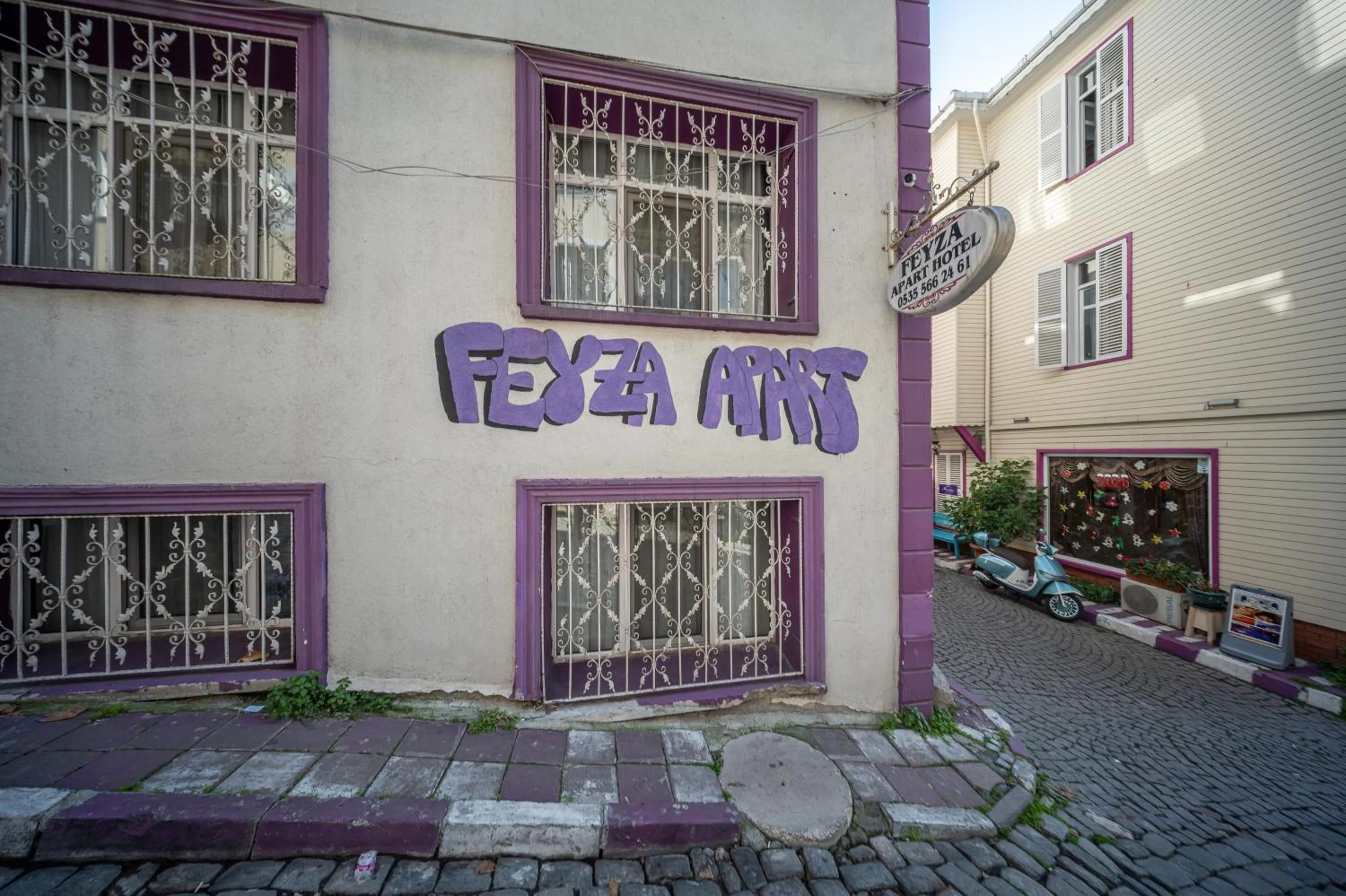 Property building in Feyza Apart