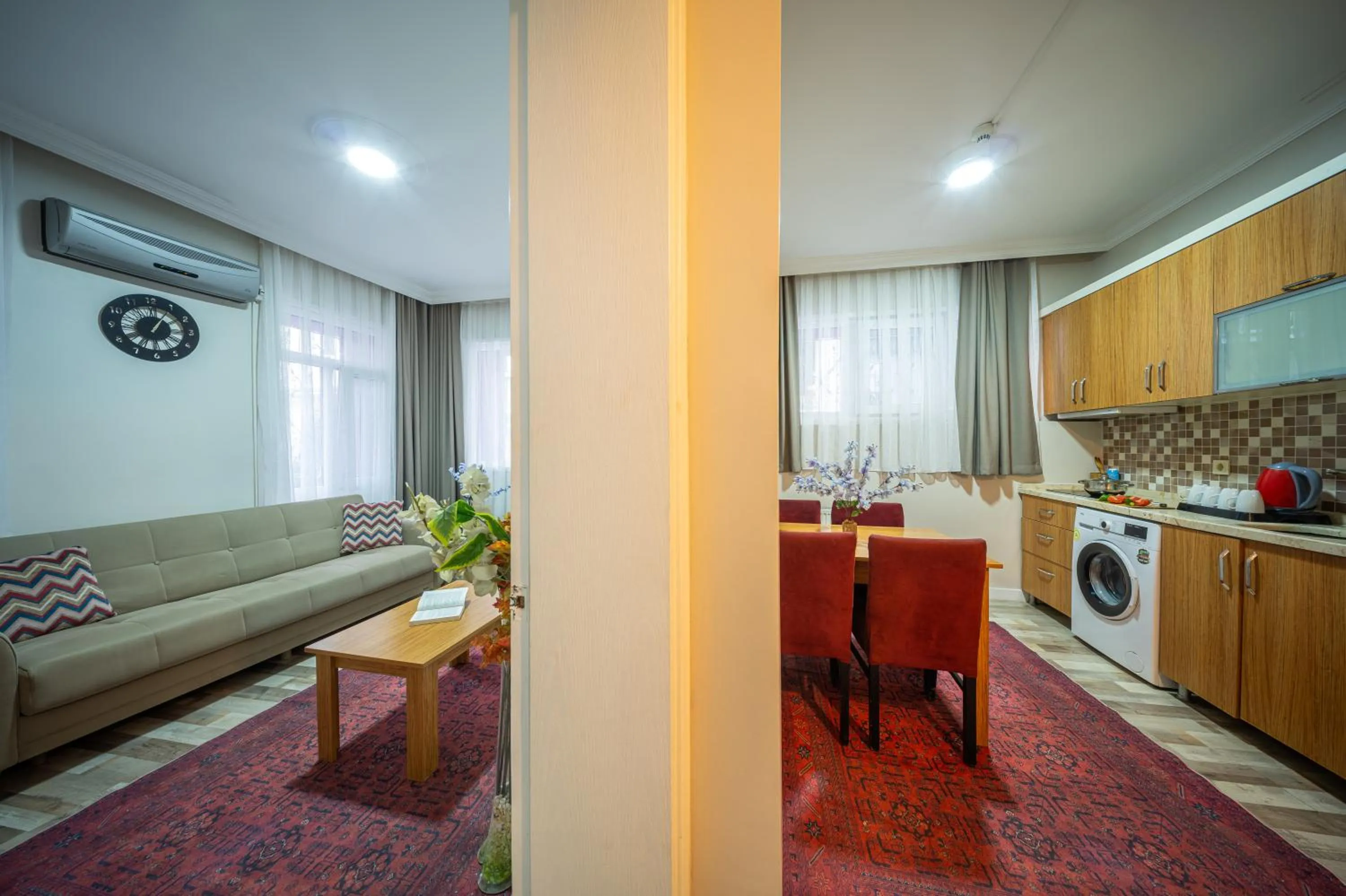 Kitchen or kitchenette in Feyza Apart