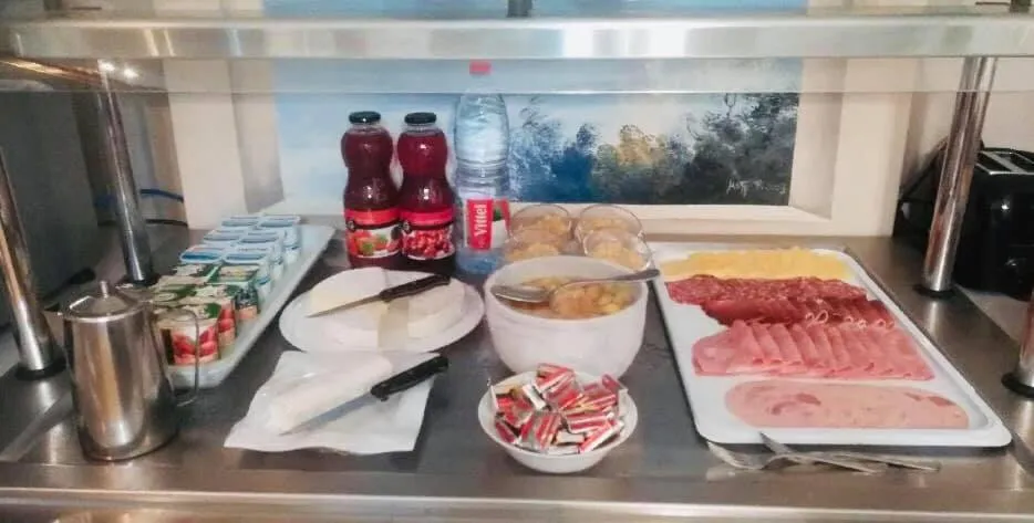 Food and drinks in Hôtel Restaurant Kuentz