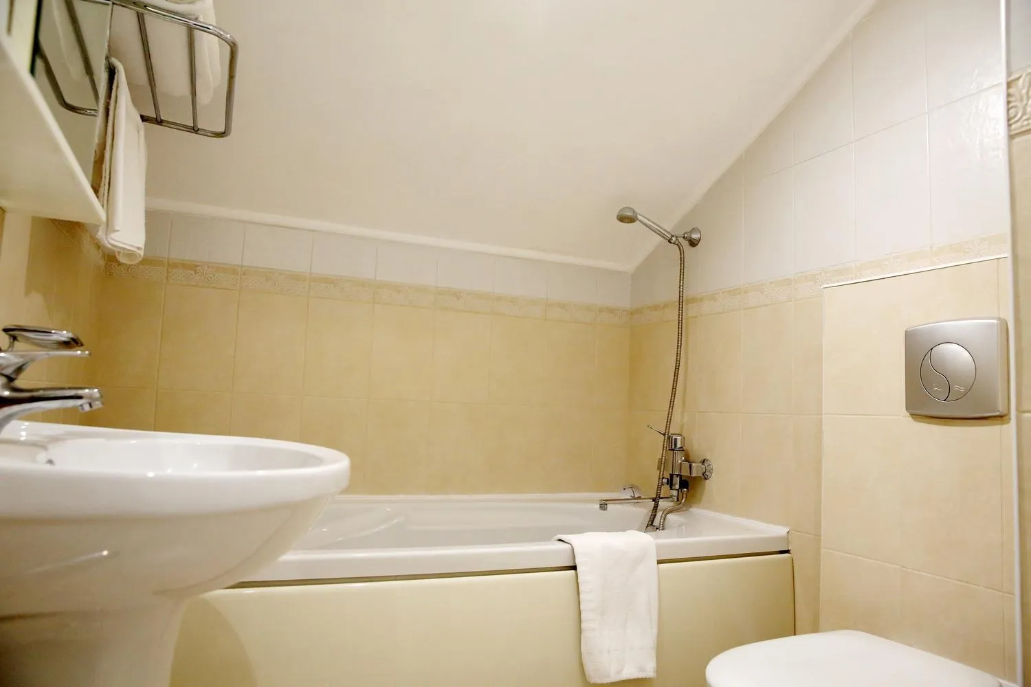 Bathroom in Number 21 by DBI