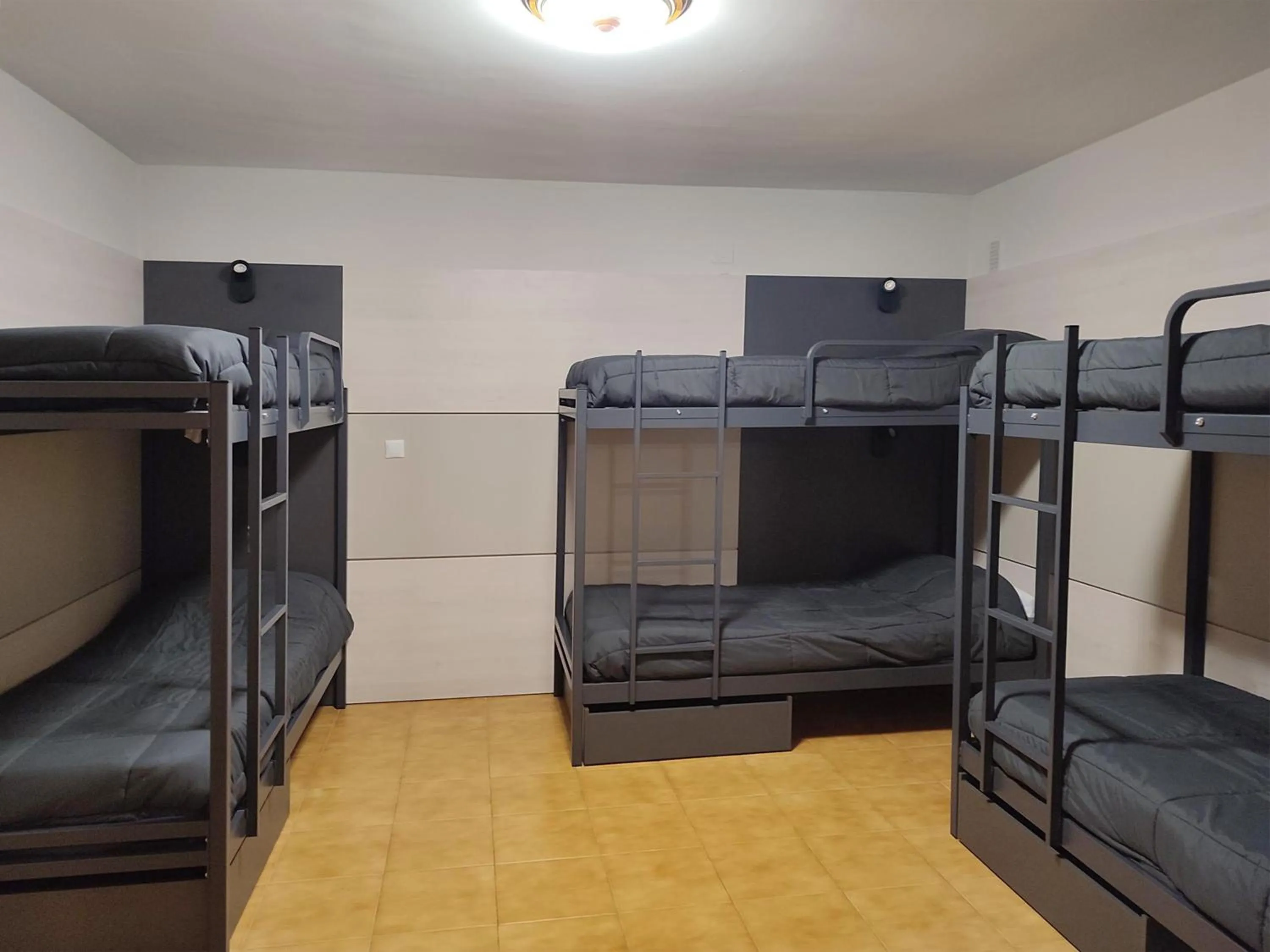 Bedroom, Bed in Apartamentos Midi 3000