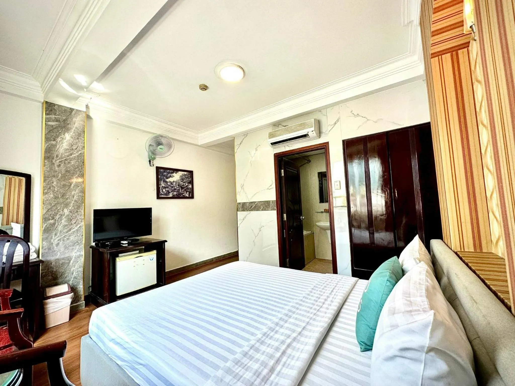 Bed in Anh Duy Hotel - Nguyễn Công Trứ The Bitexco Neighbour