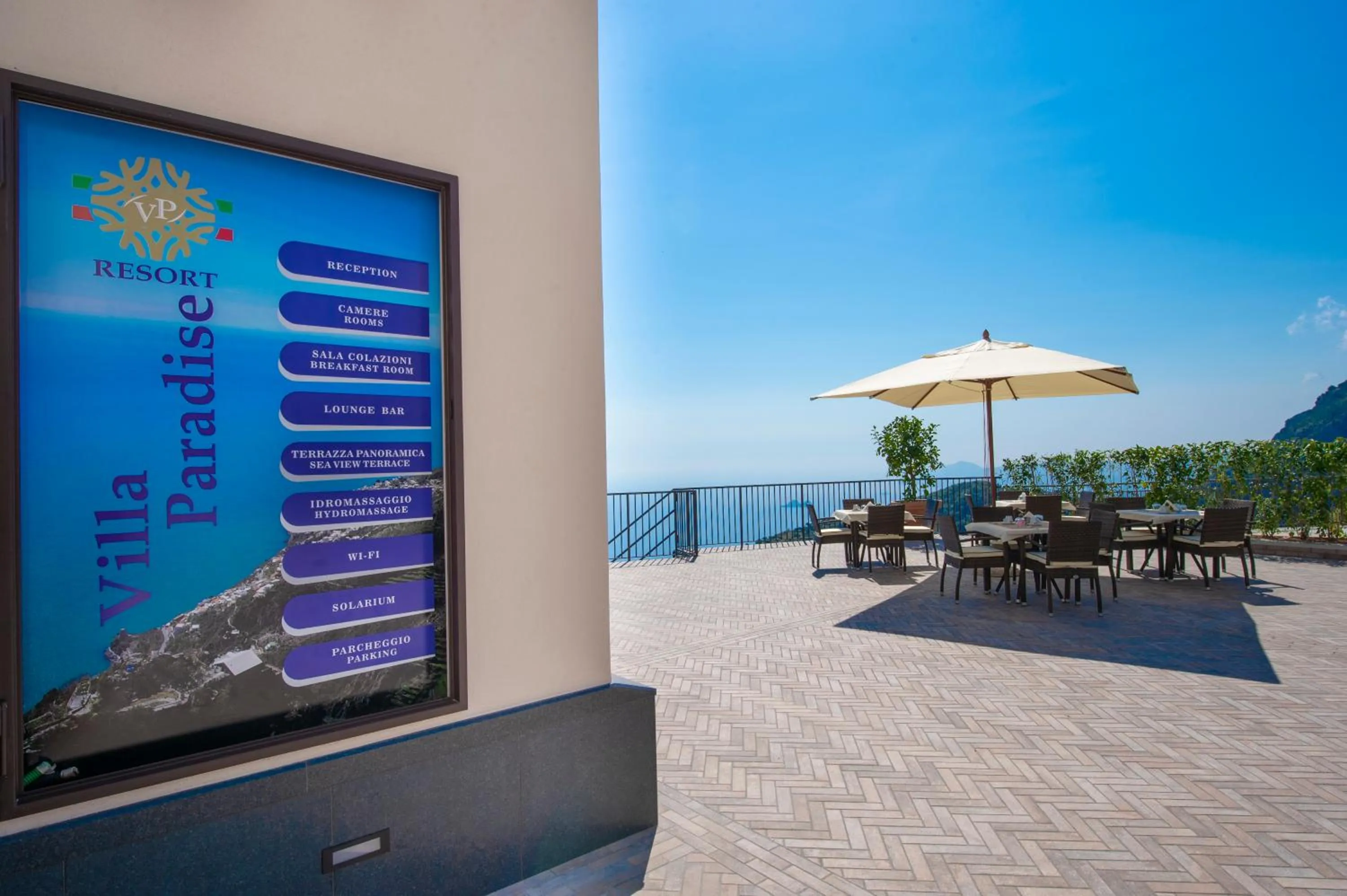 Facade/entrance in Villa Paradise Resort