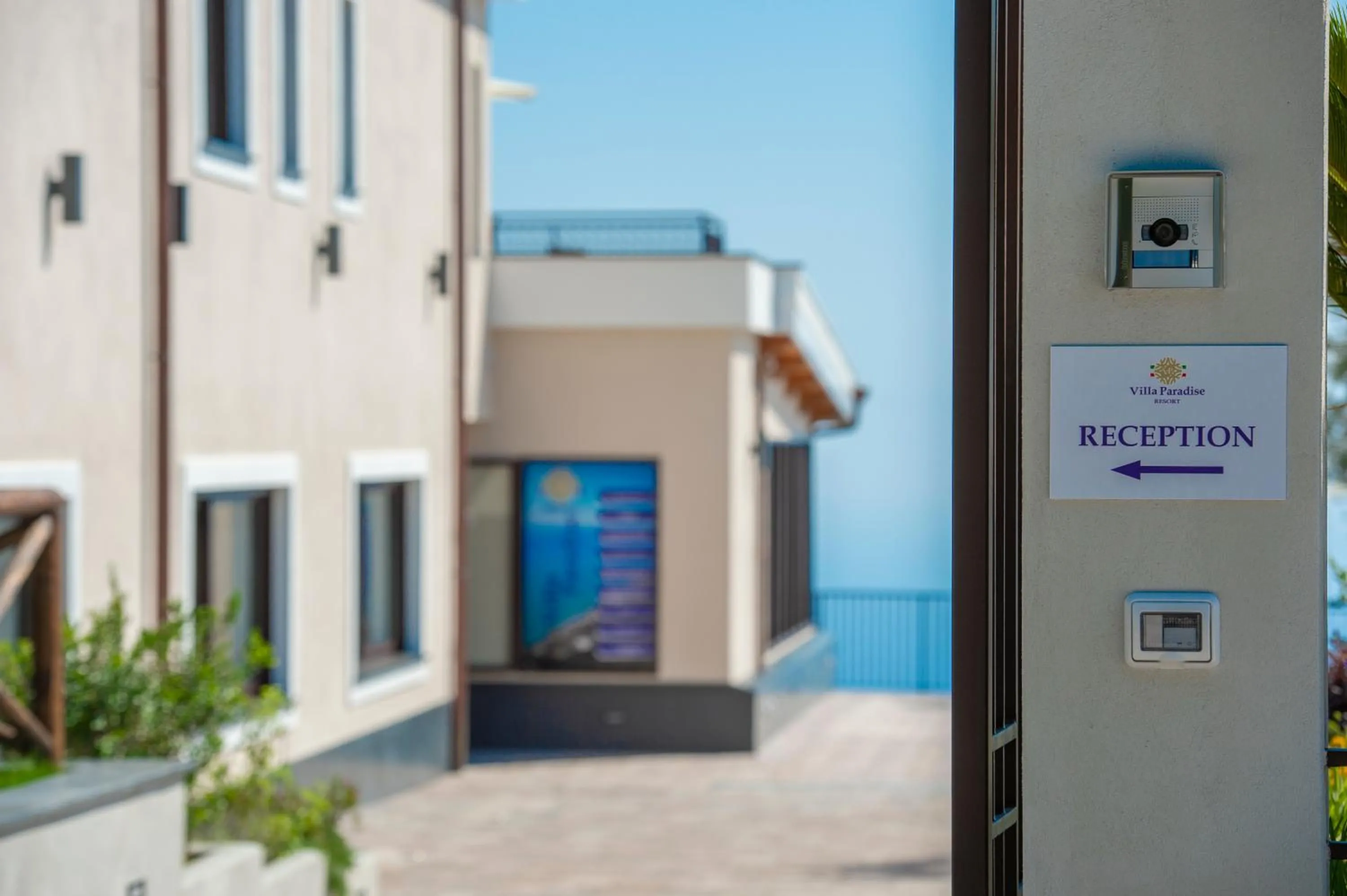 Facade/entrance in Villa Paradise Resort