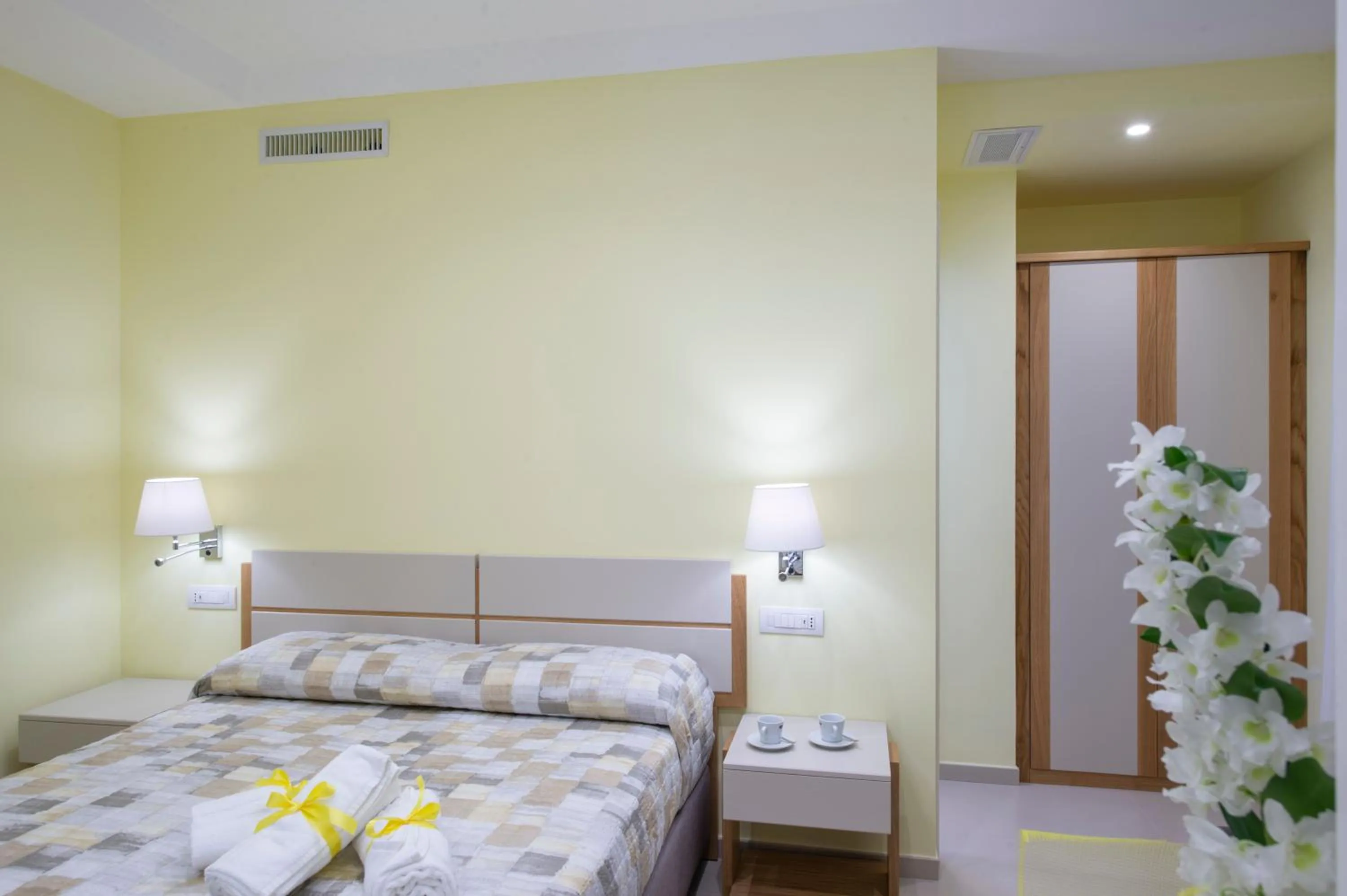 Photo of the whole room, Bed in Villa Paradise Resort