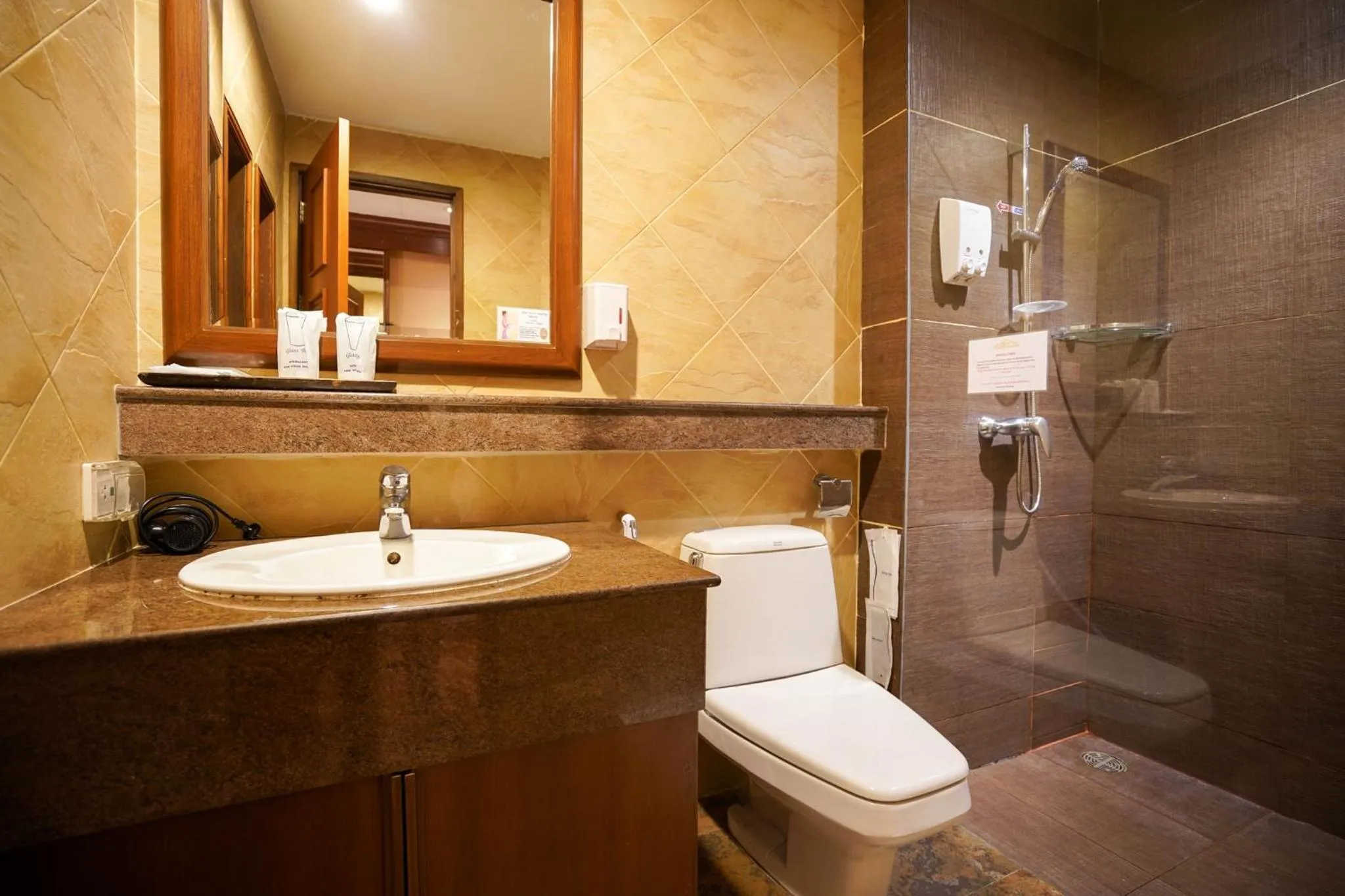 Baan Sukhumvit Soi 18