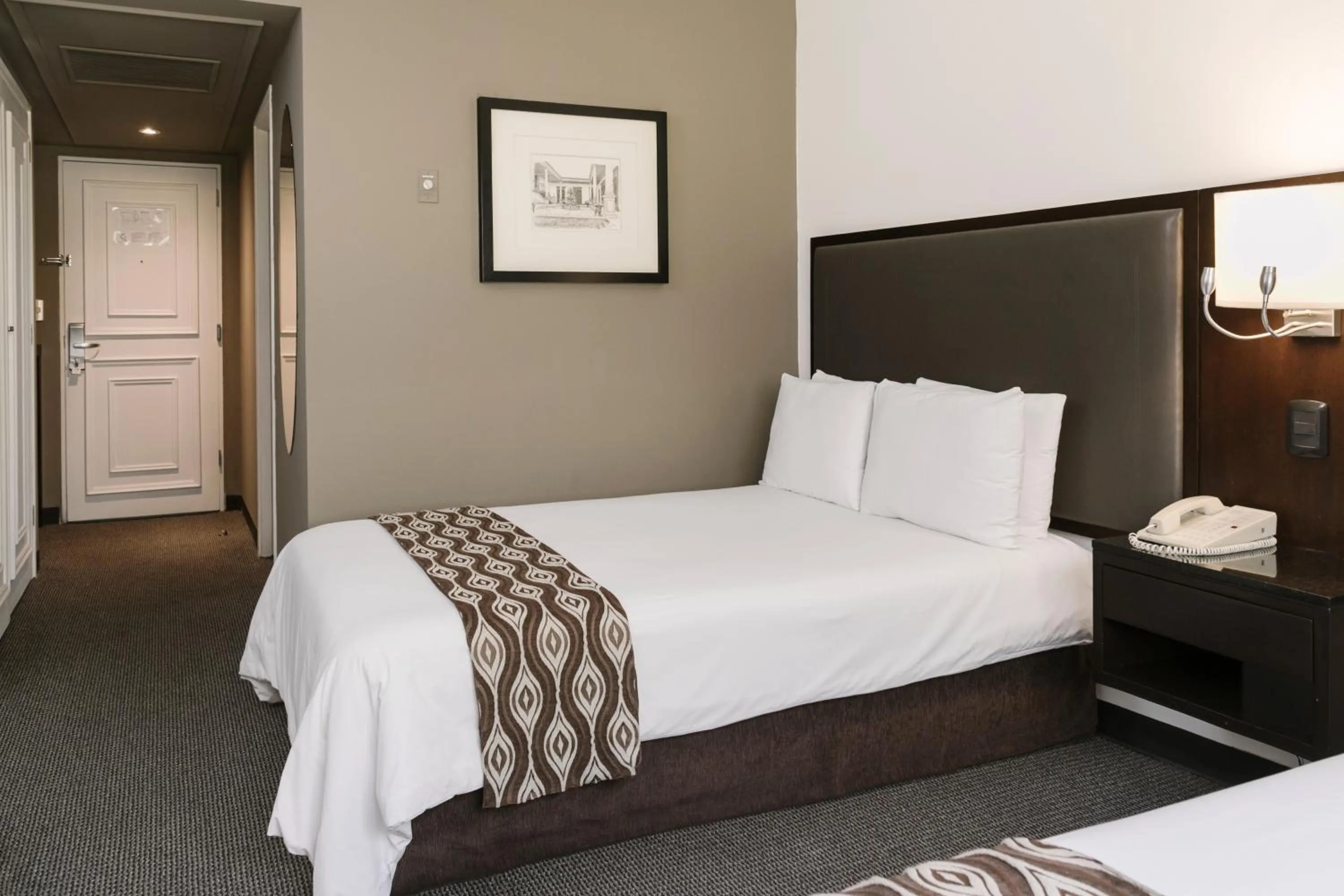 Bedroom, Bed in Wyndham Costa del Sol Trujillo