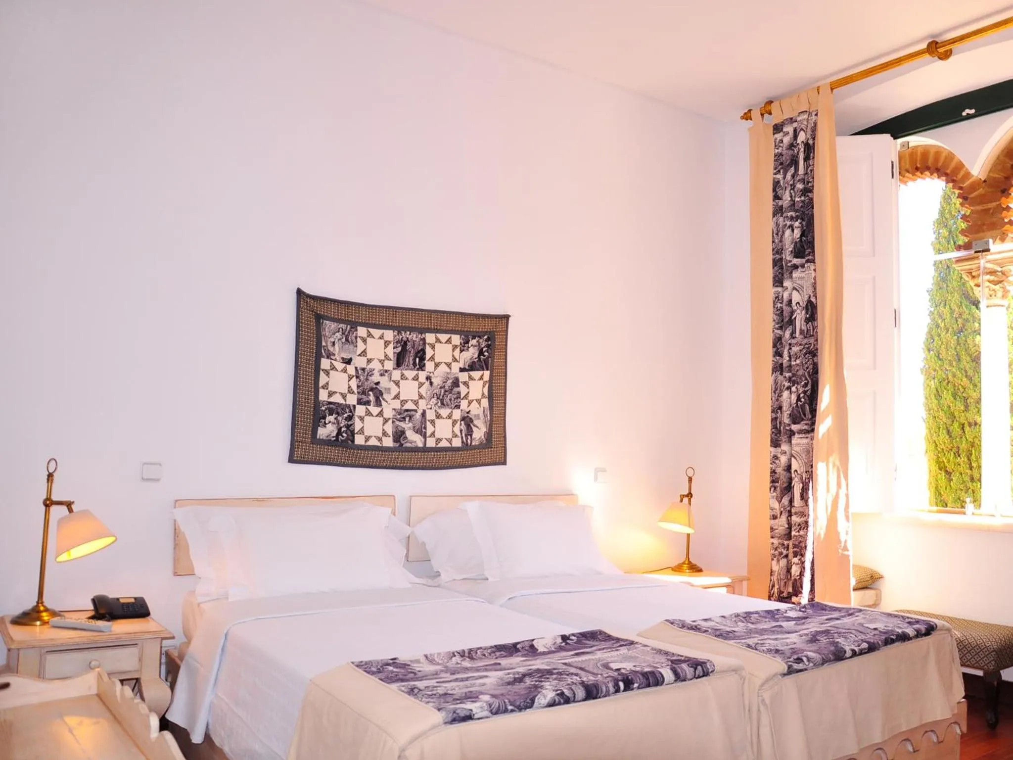 Bed in Pousada Castelo de Alvito