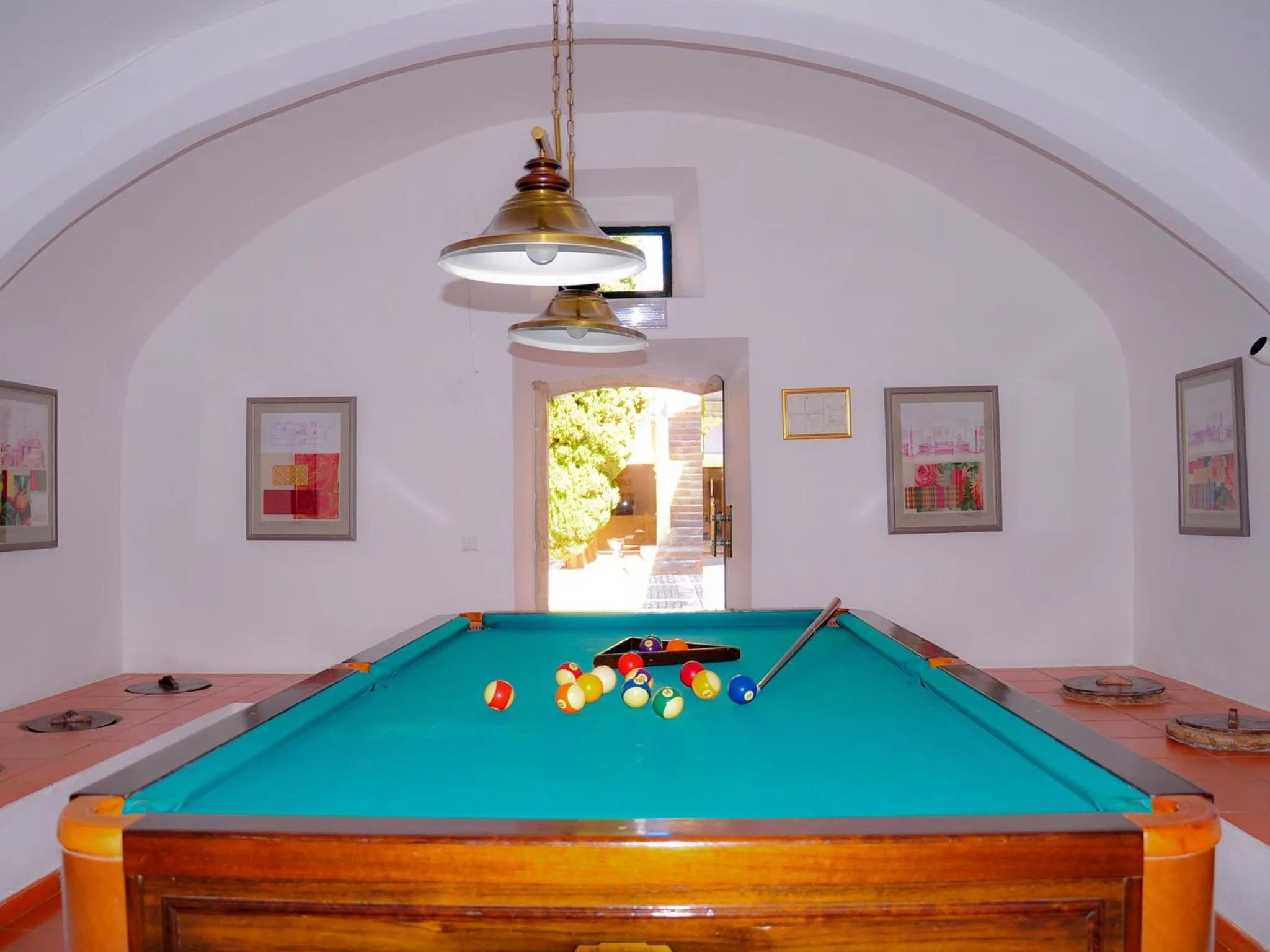 Billiard in Pousada Castelo de Alvito