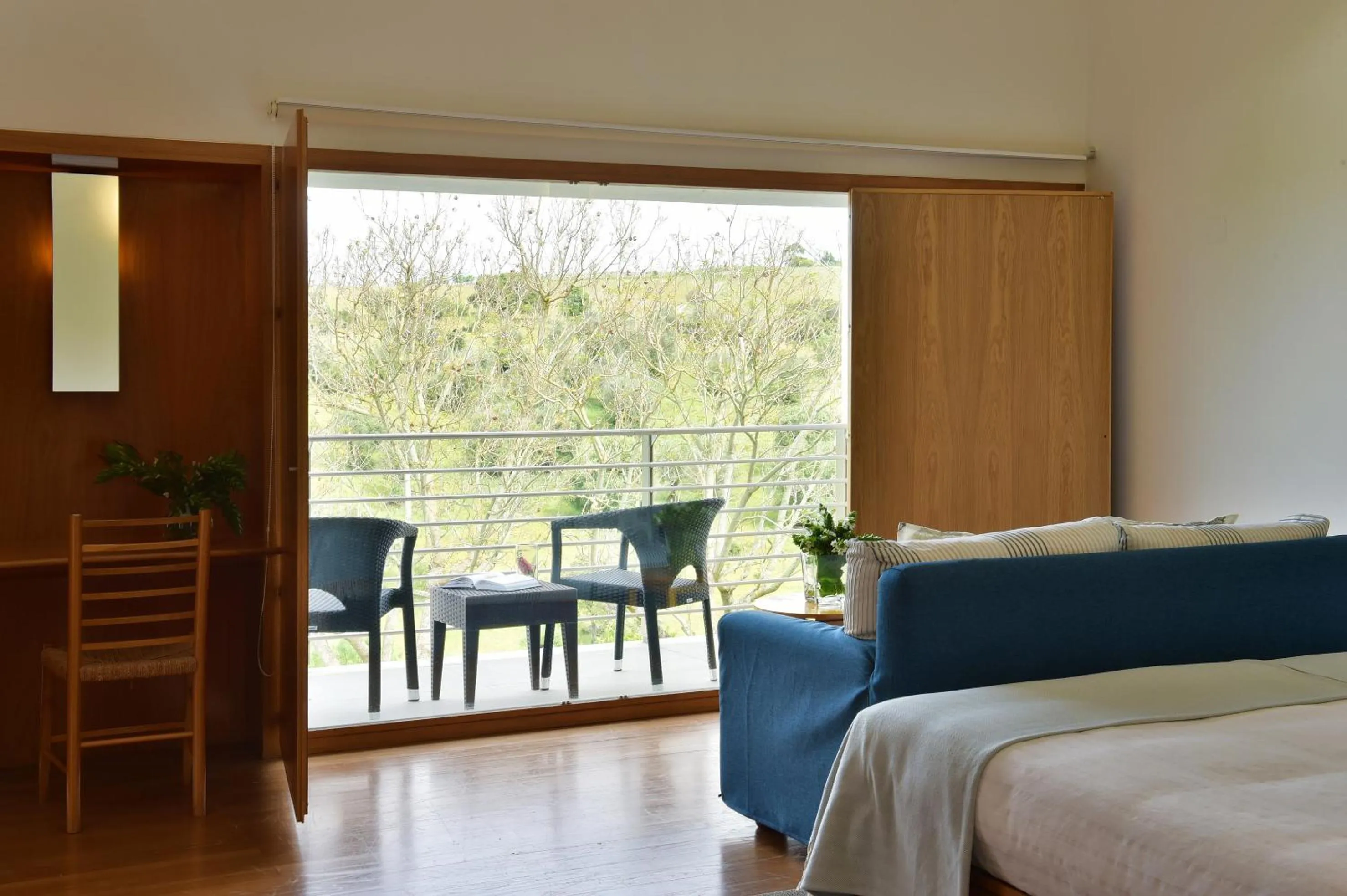 Balcony/Terrace, Bed in Pousada Convento de Arraiolos