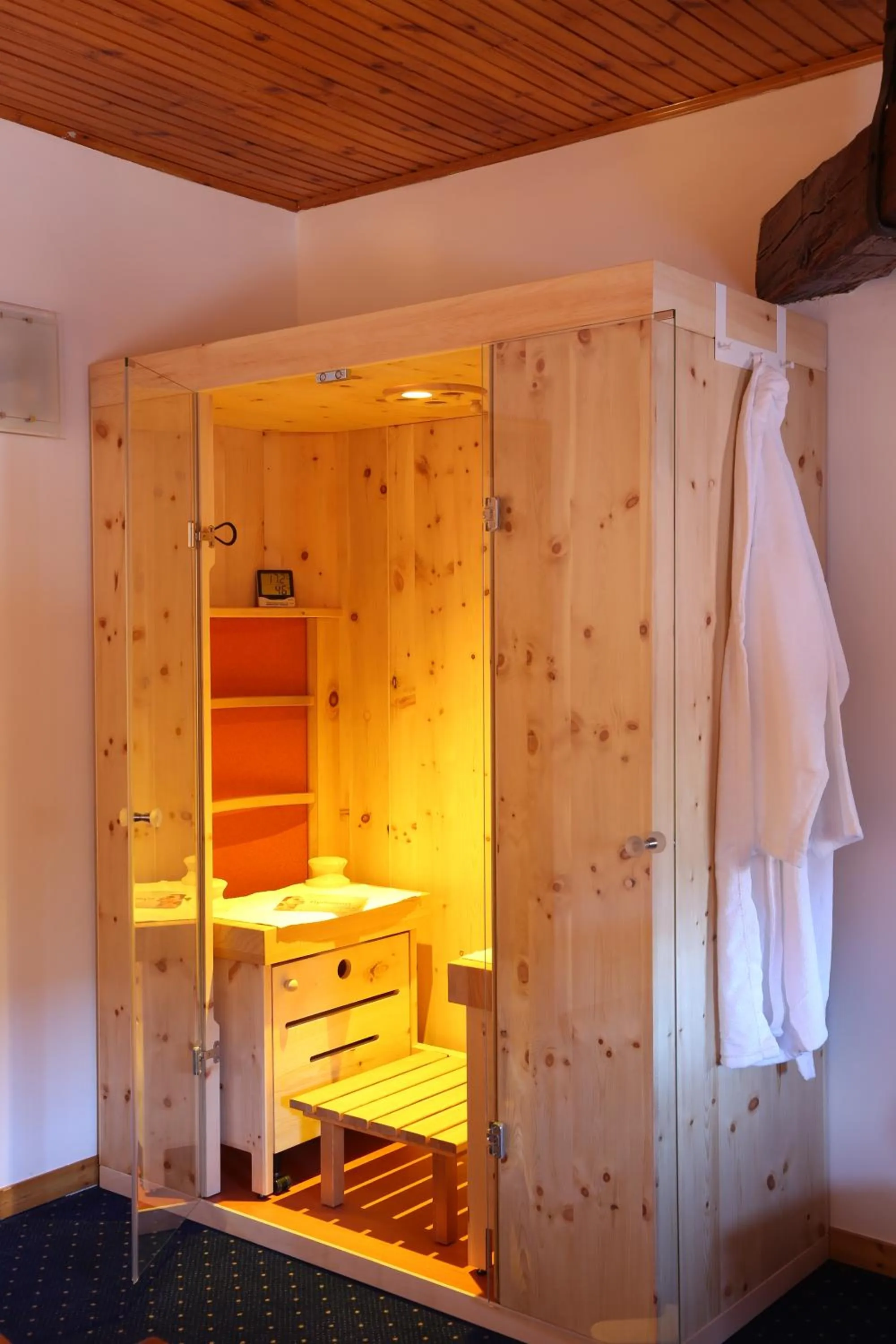 Bed in Albergo Due Spade