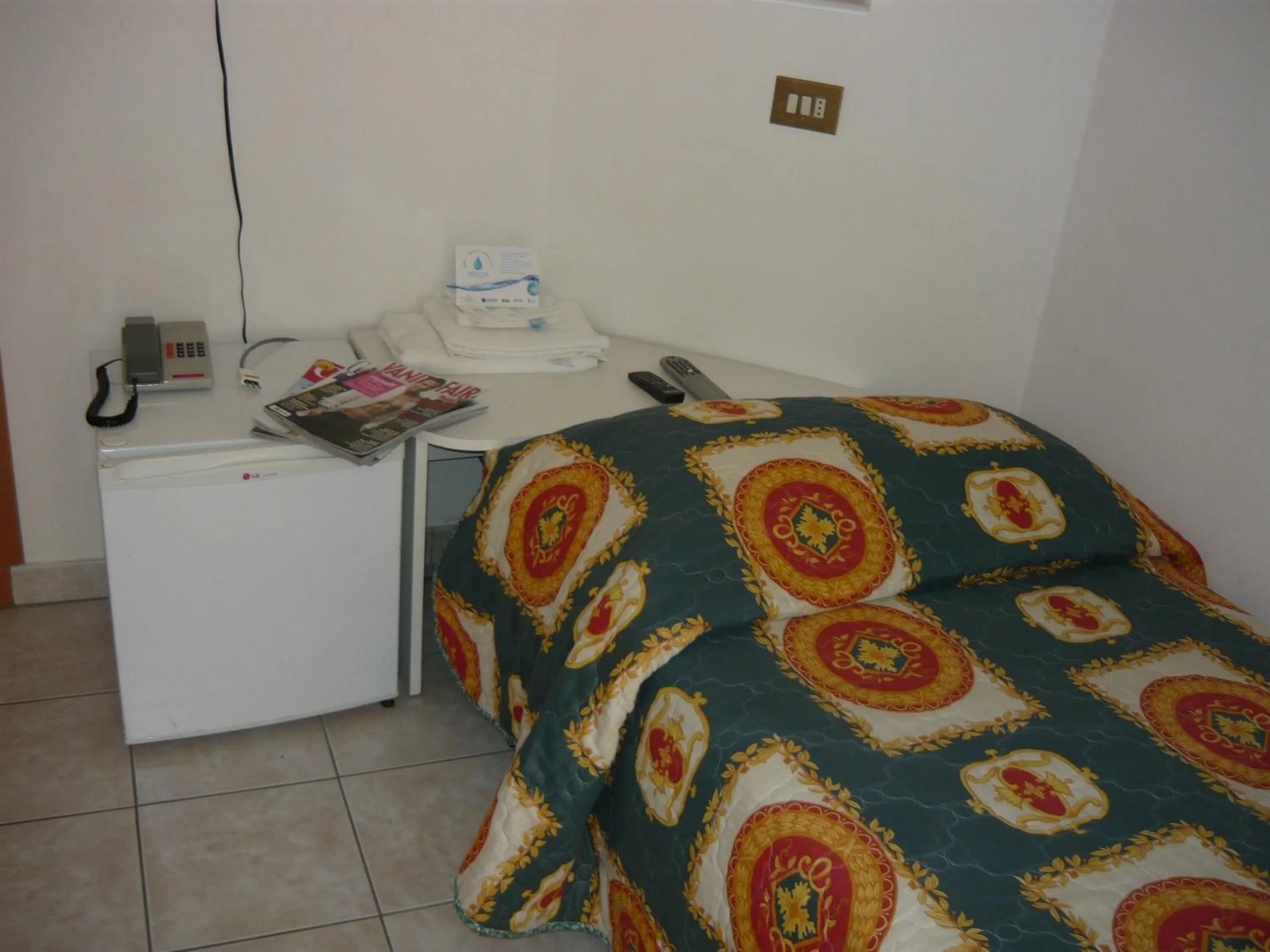 Bed in Hotel Acquazzurra