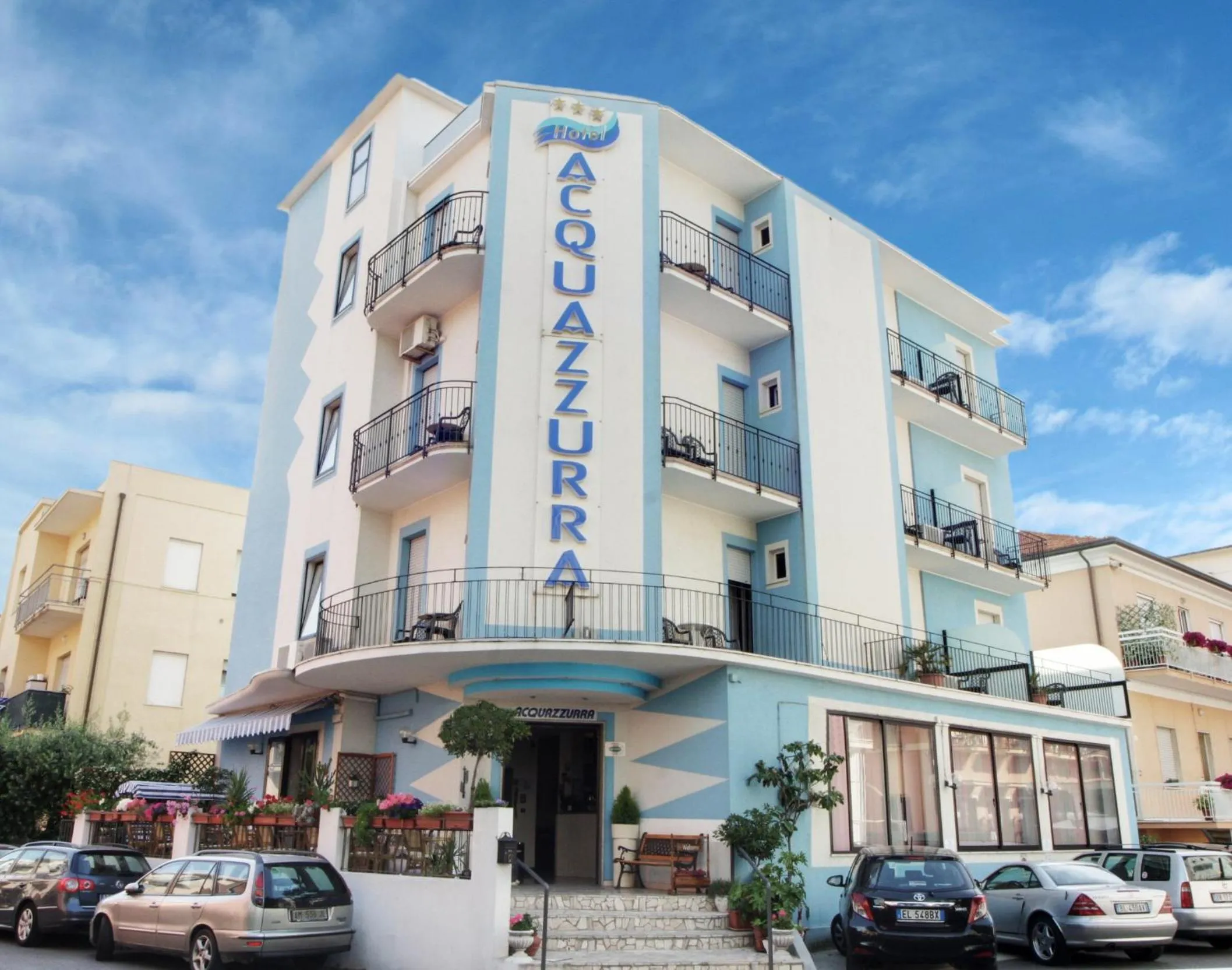 Facade/entrance in Hotel Acquazzurra
