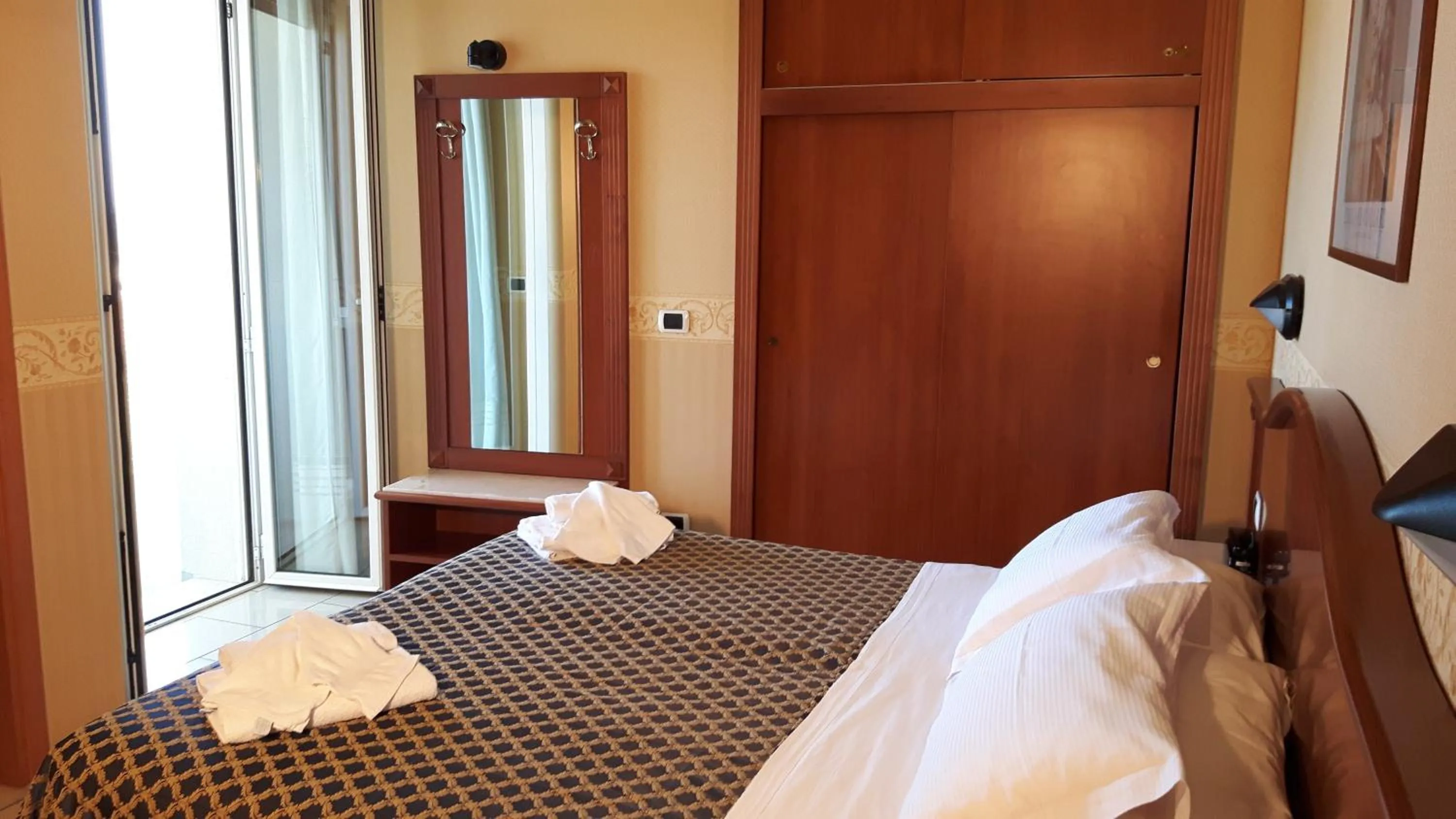 Photo of the whole room, Bed in Hotel Grifone