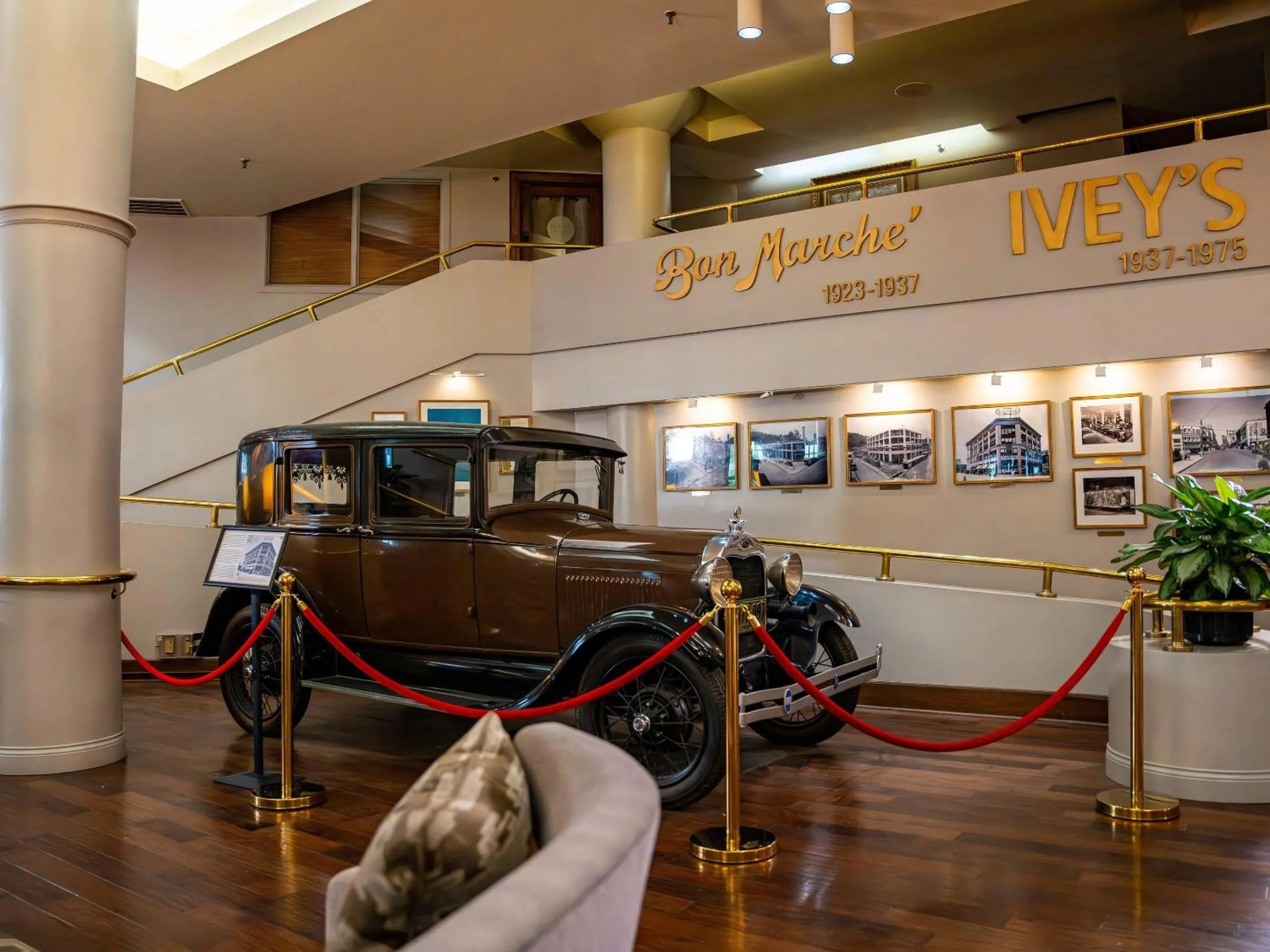 Lobby or reception in Haywood Park Hotel, an Ascend Collection Hotel