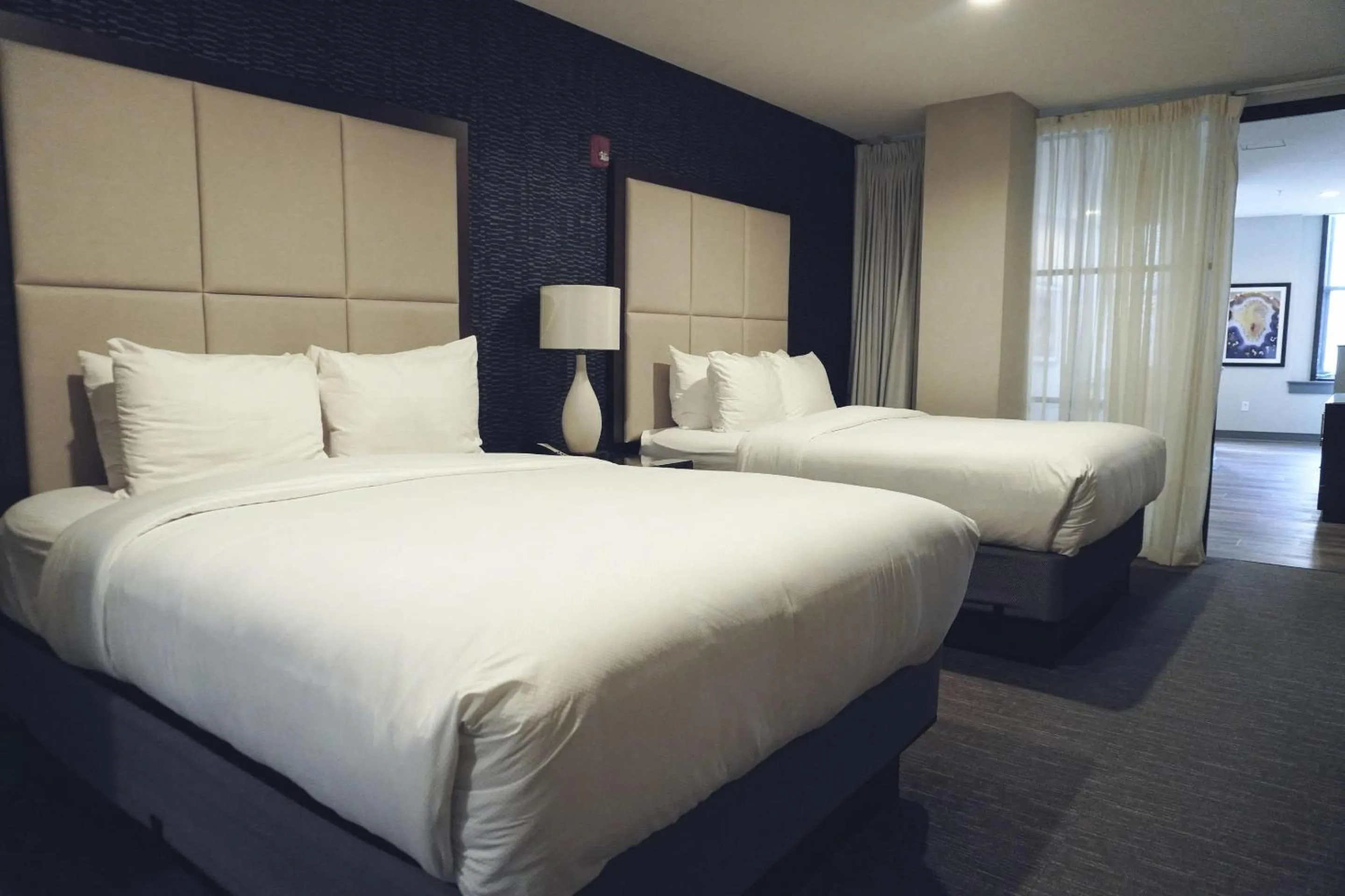 Bedroom, Bed in Haywood Park Hotel, an Ascend Collection Hotel