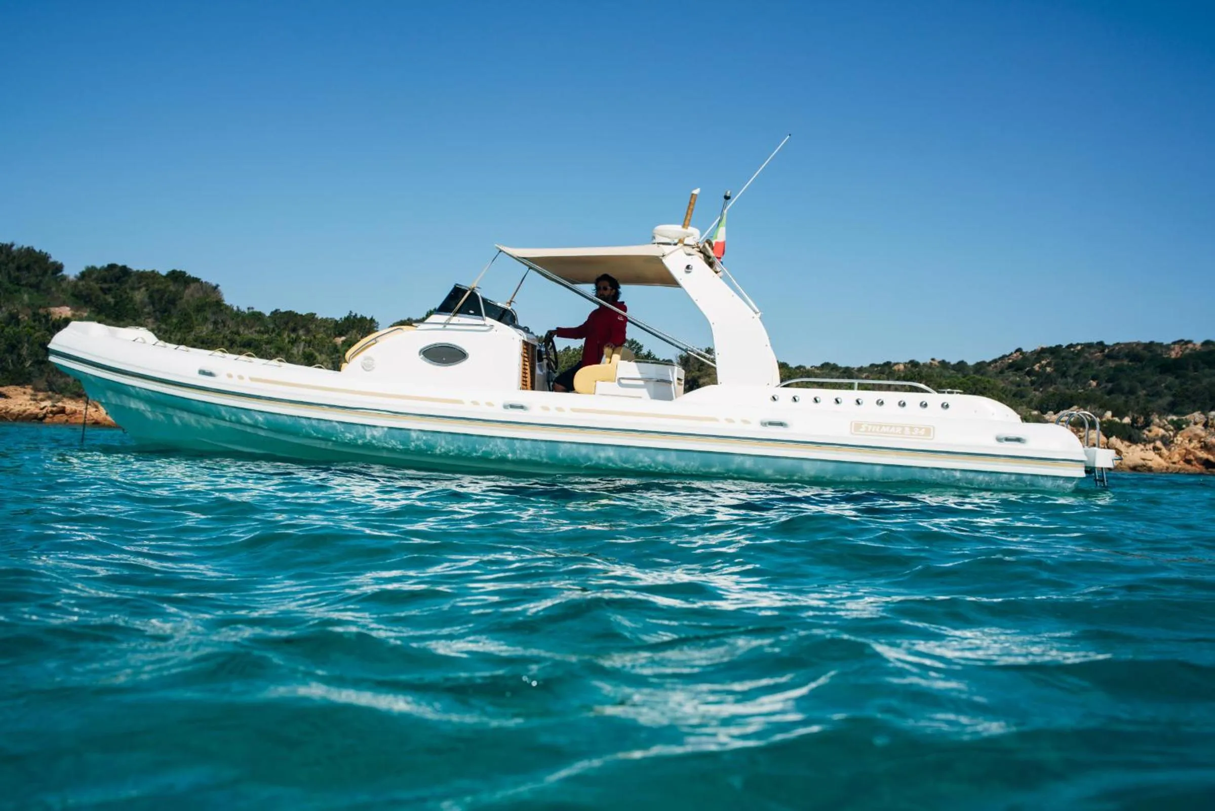 Hiking in Le Ville Le Saline