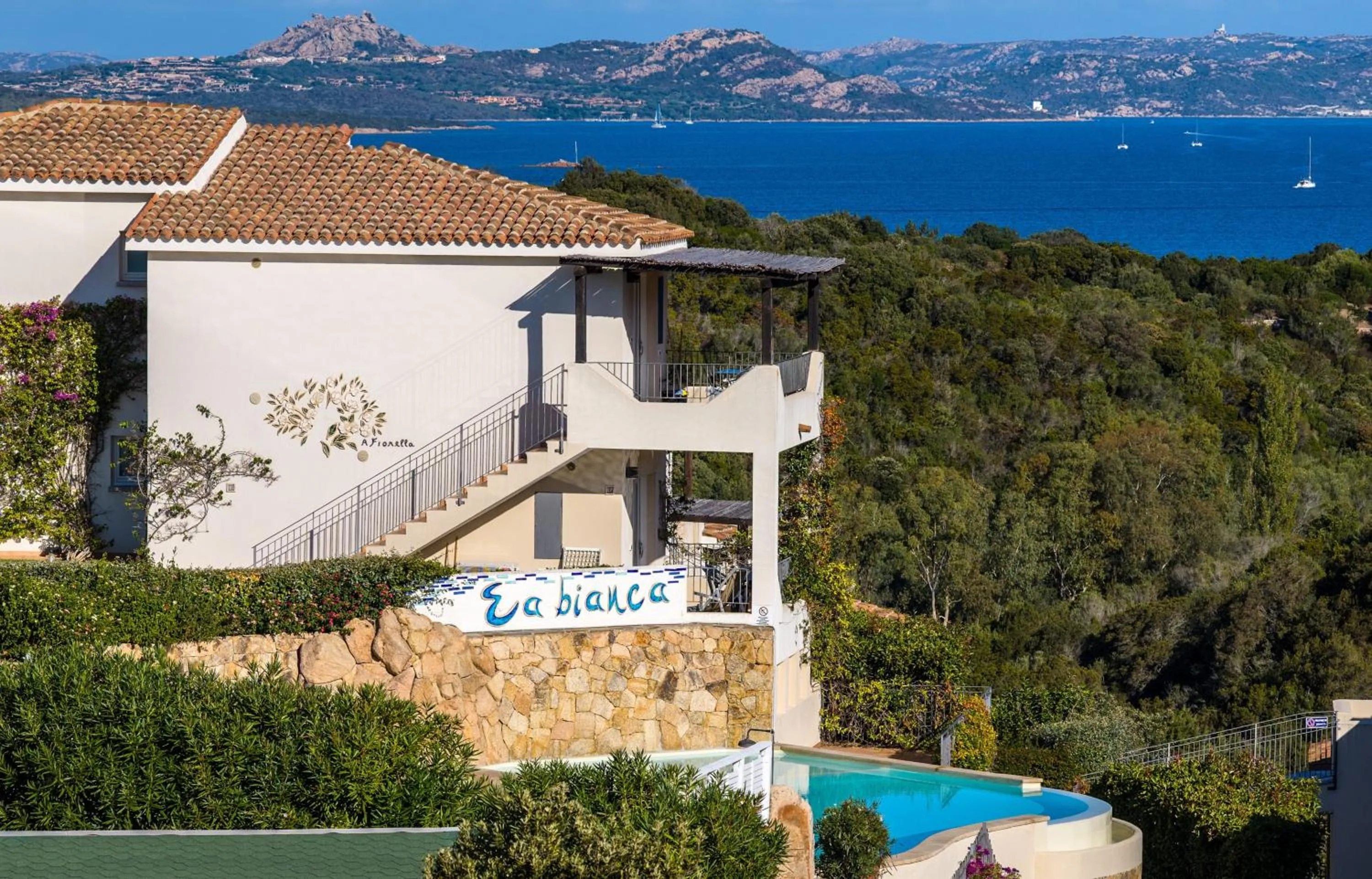 Property building in Residence Ea Bianca