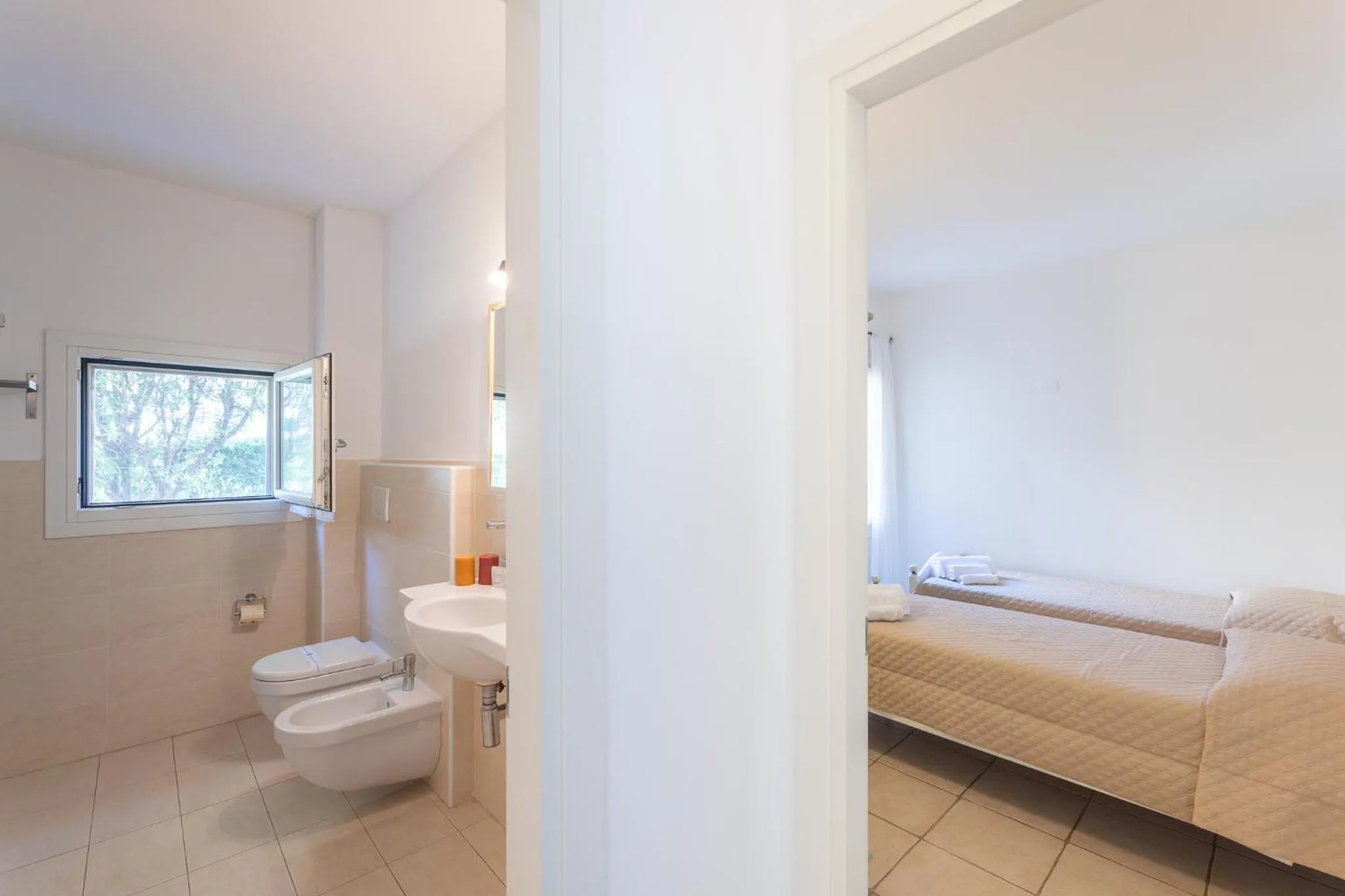 Bathroom, Bed in Residence Ea Bianca