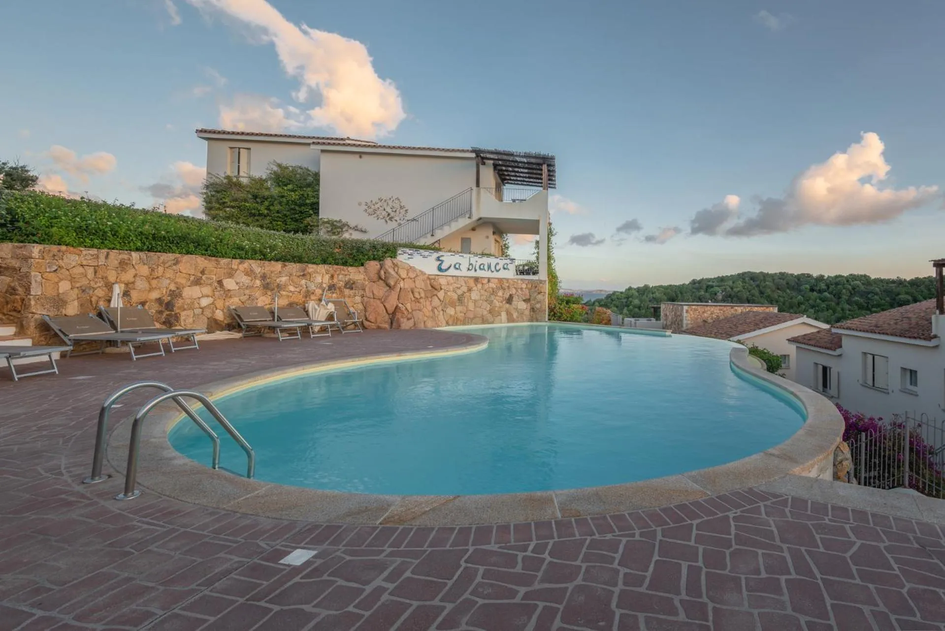 Swimming pool in Residence Ea Bianca