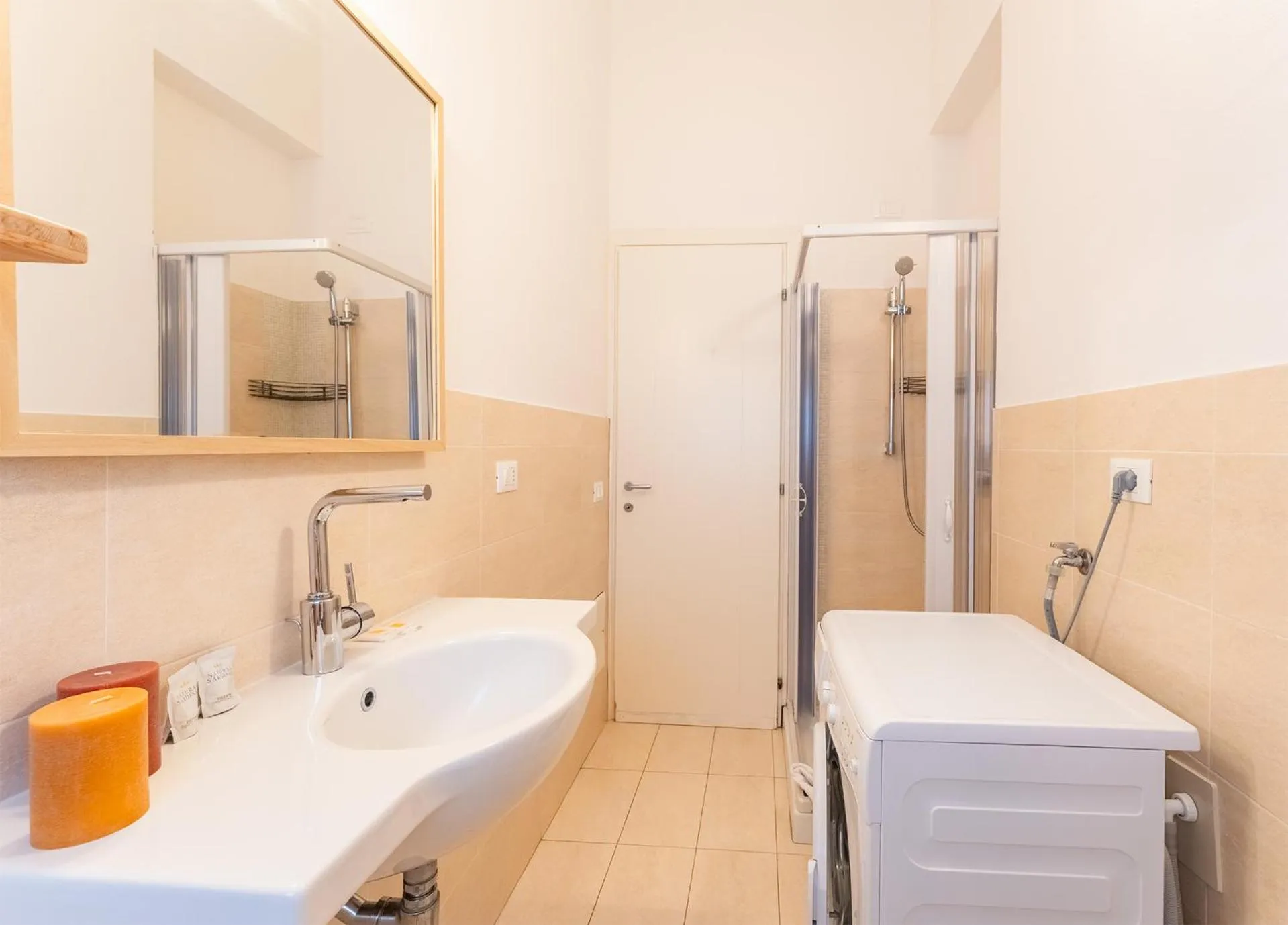 Shower in Residence Ea Bianca