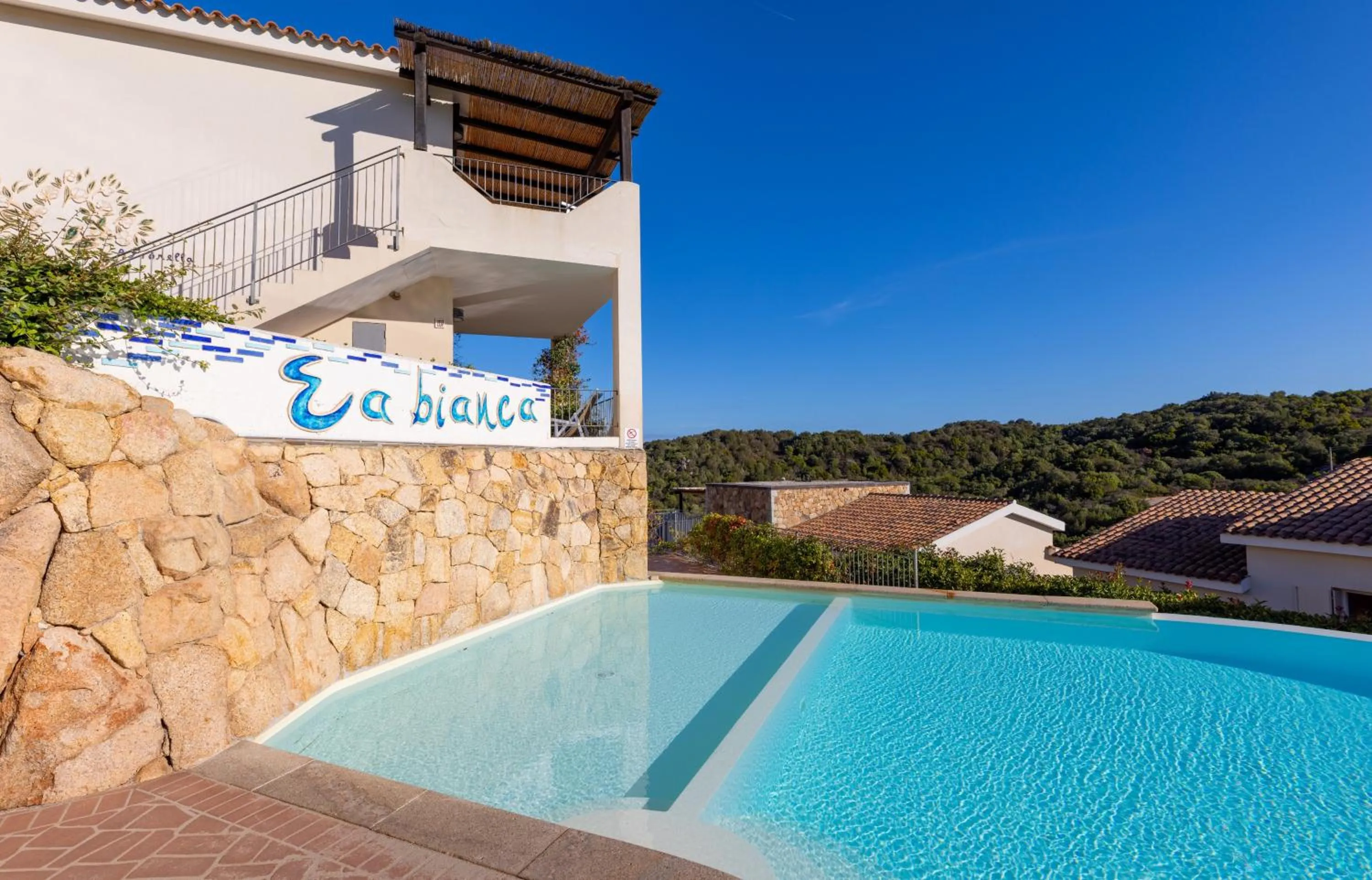 Swimming pool in Residence Ea Bianca