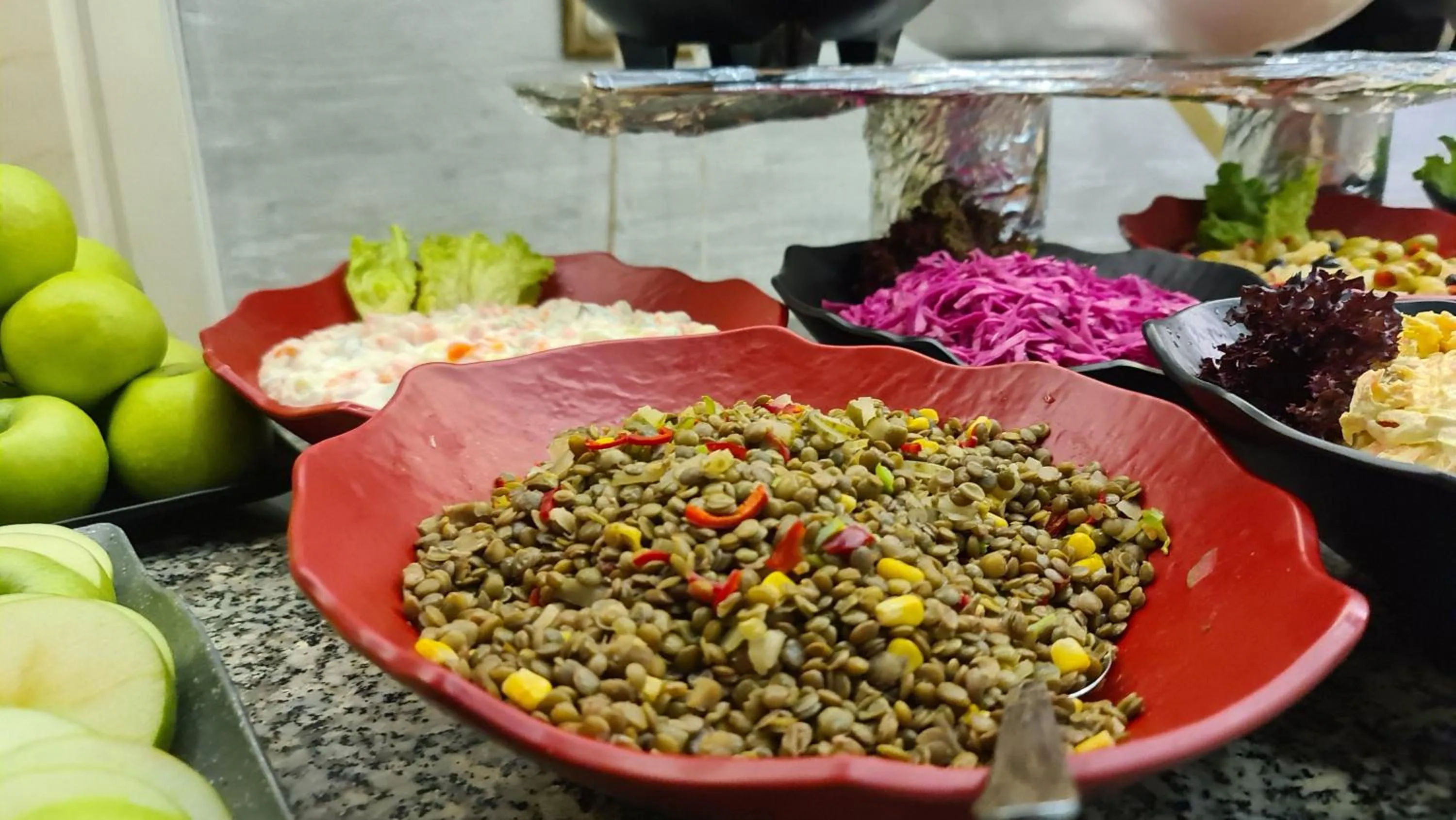 Food and drinks in Hotel Buyuk Hamit