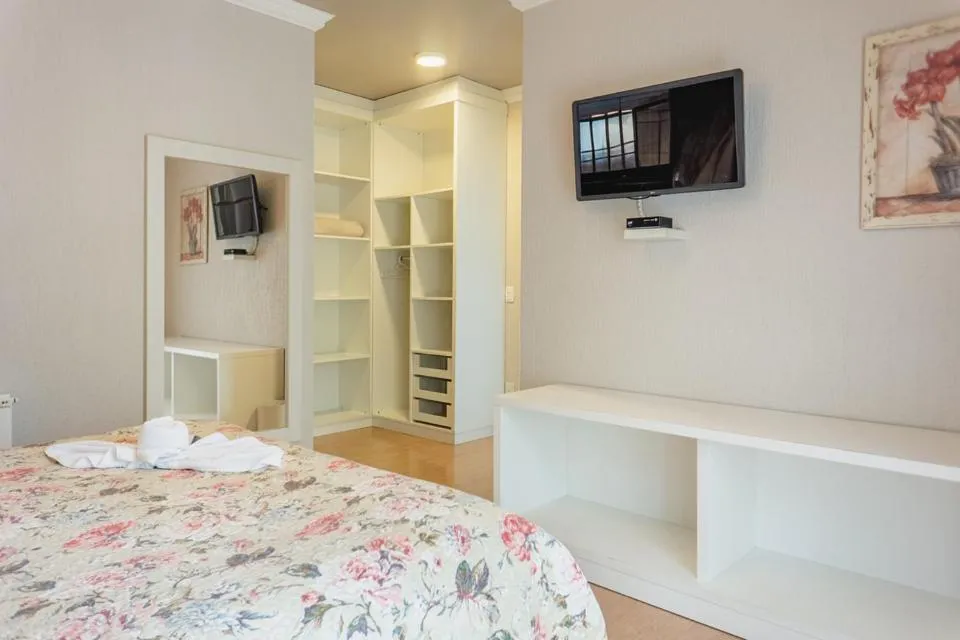 TV and multimedia, Bed in Doce Canela - Pousada de Charme