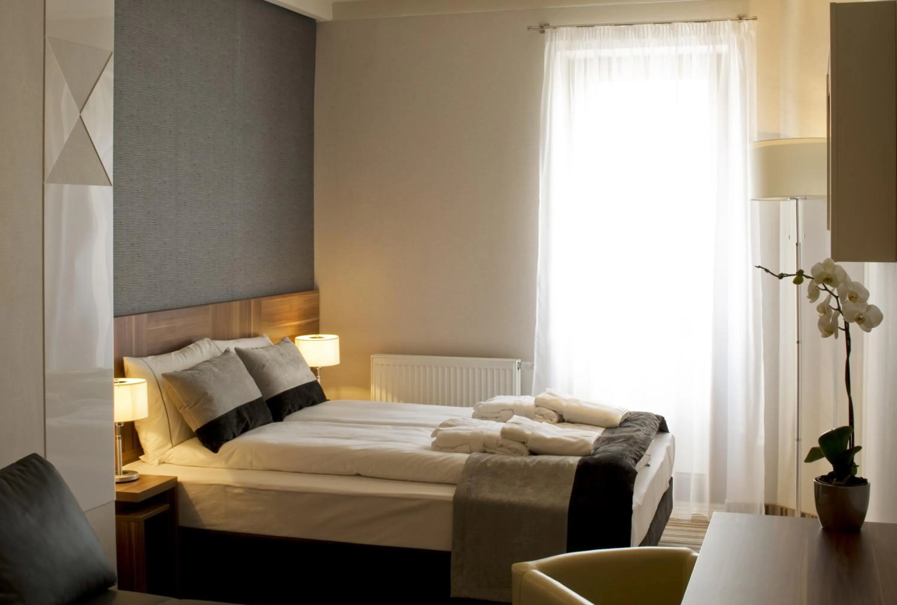 Bed in Montis Hotel & Spa