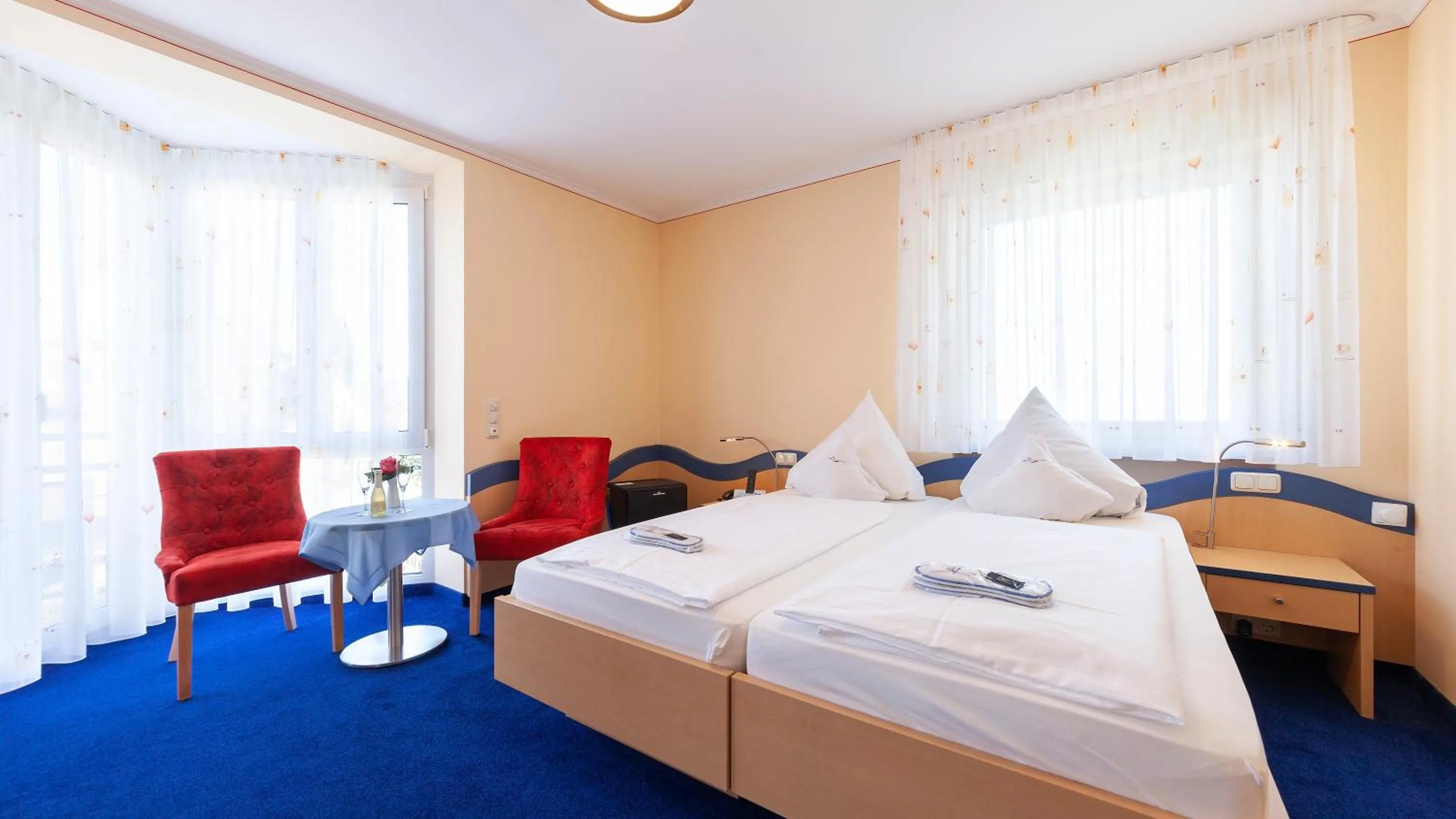 Photo of the whole room in Hotel Meschenmoser