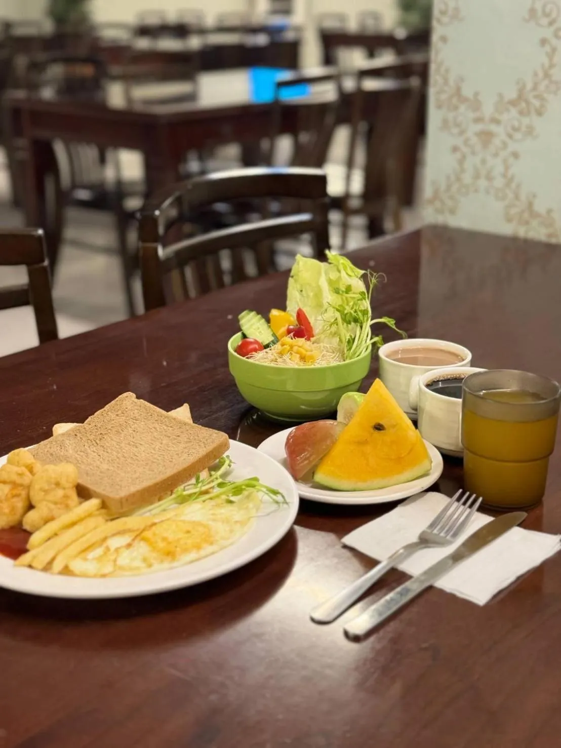 Breakfast in LA HOTEL- Liuhe Fusing