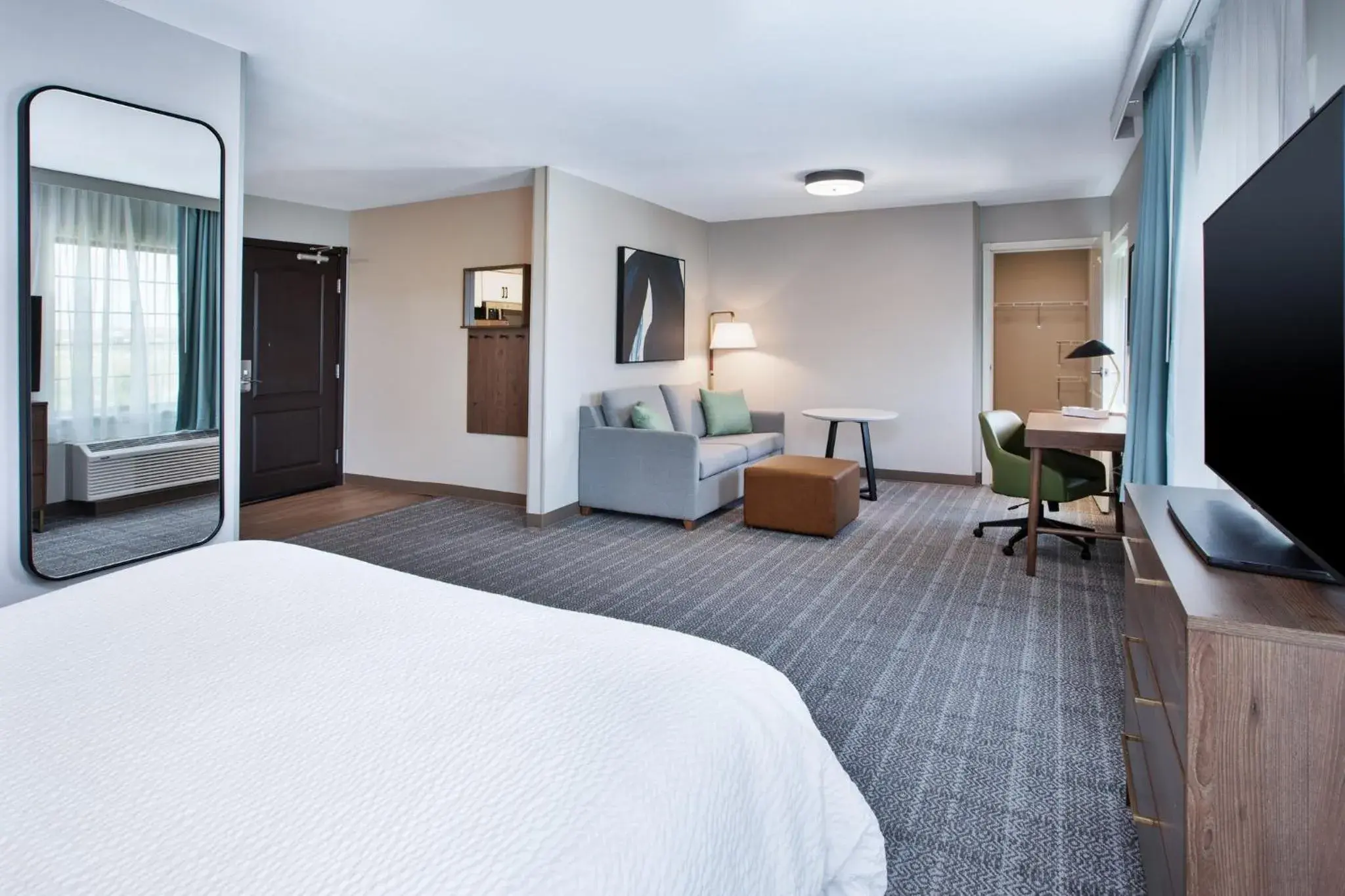 Studio Suite in Staybridge Suites Bismarck by IHG Studio Suite in Staybridge Suites Bismarck by IHG