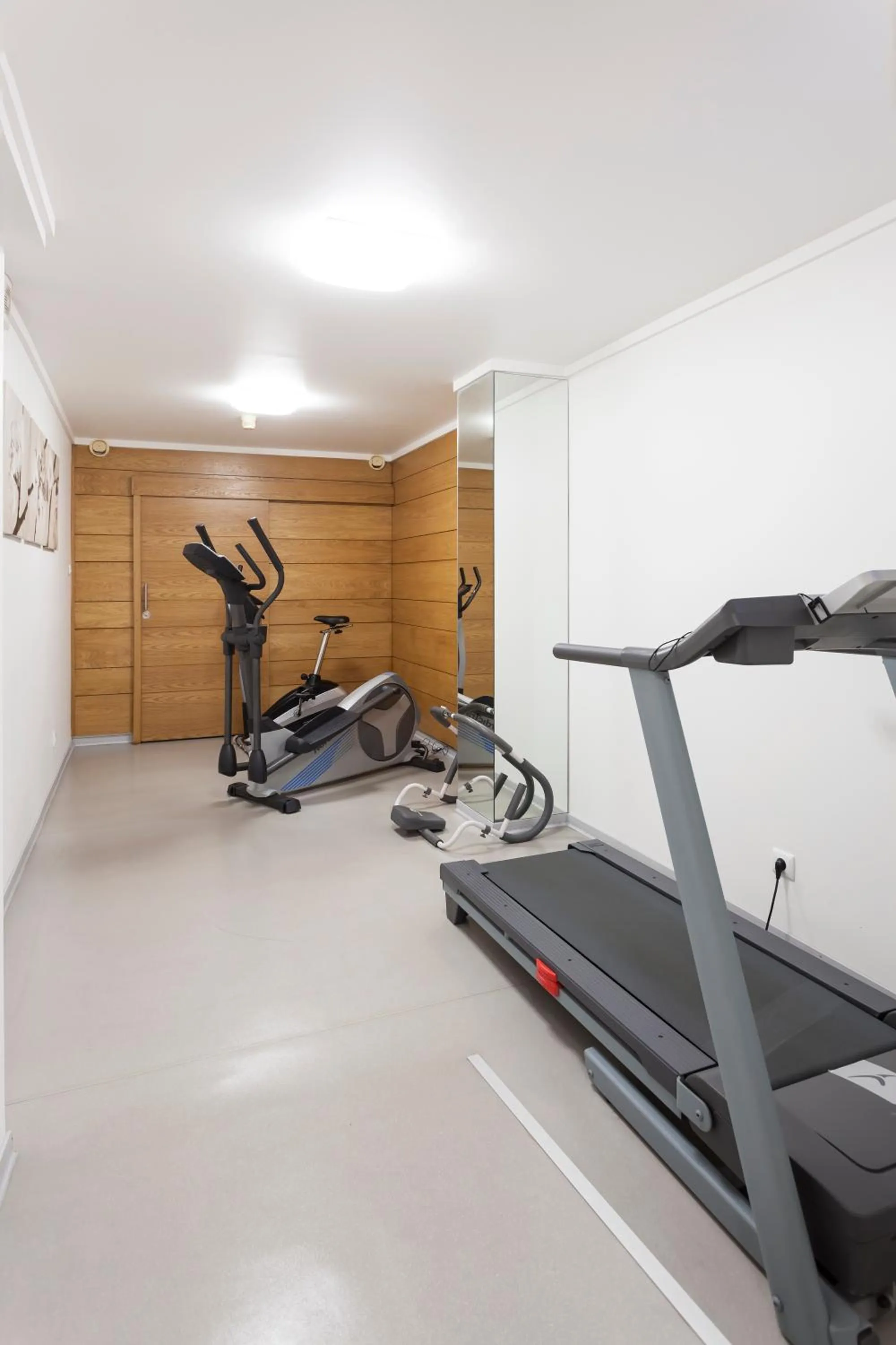 Fitness centre/facilities in Casual Inca Porto