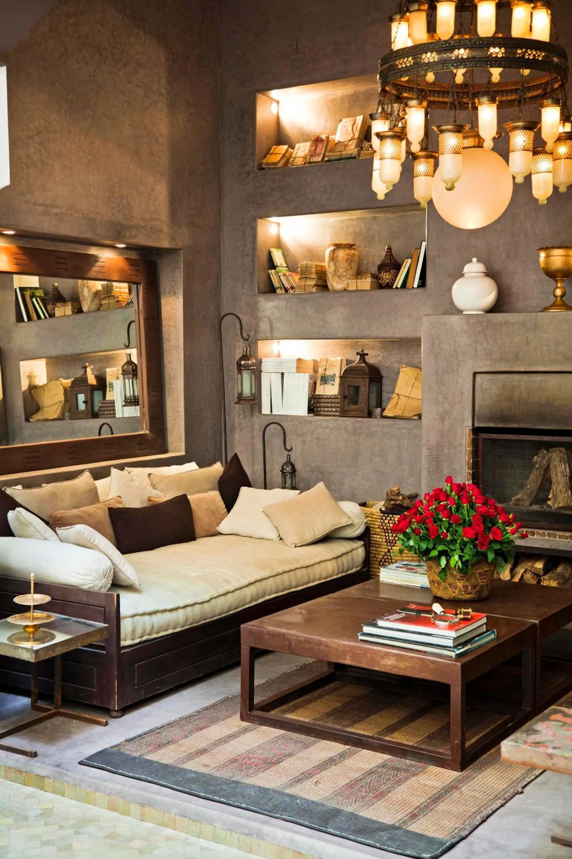 Communal lounge/ TV room in Riad Abracadabra