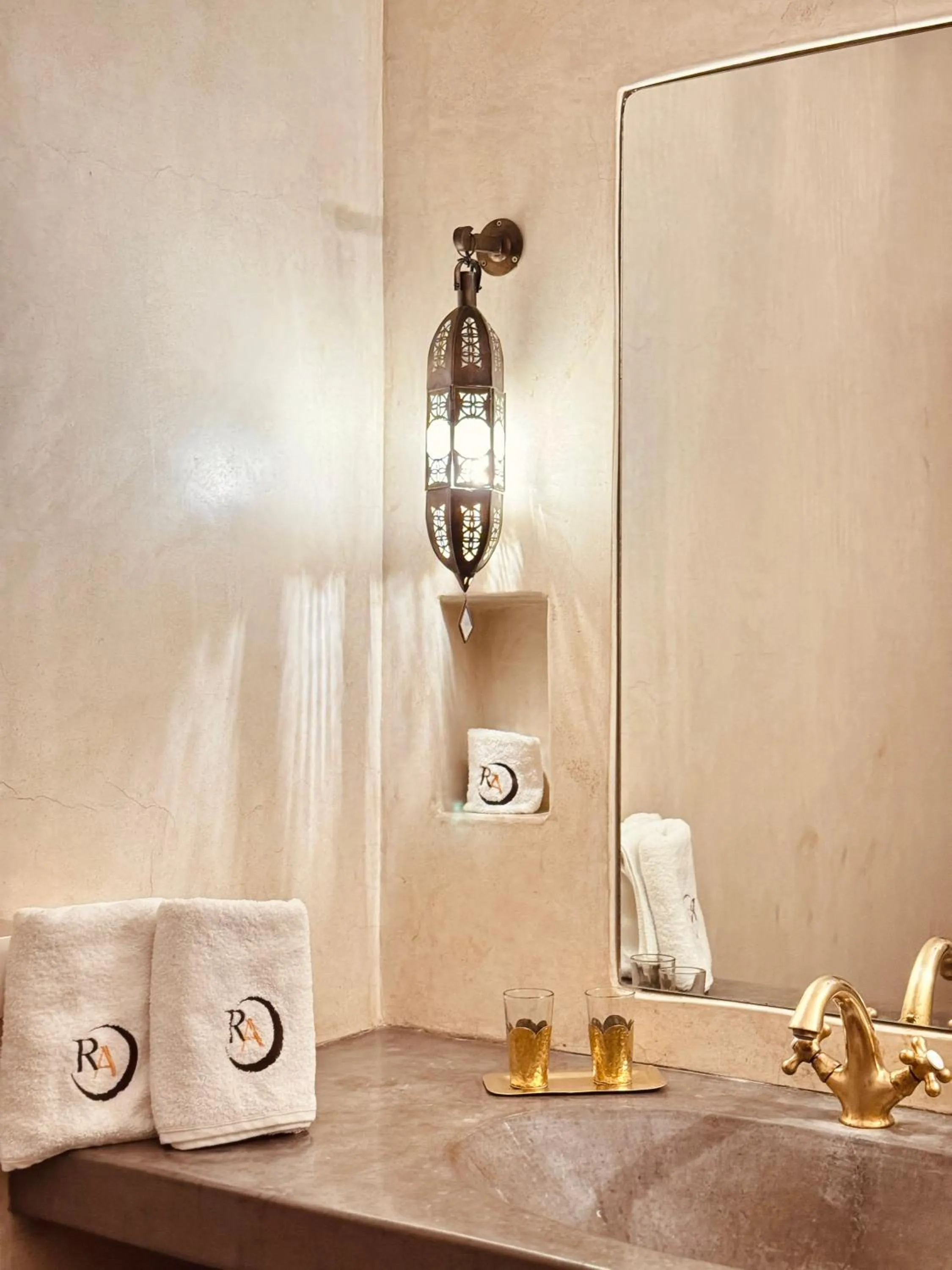 Bathroom in Riad Abracadabra