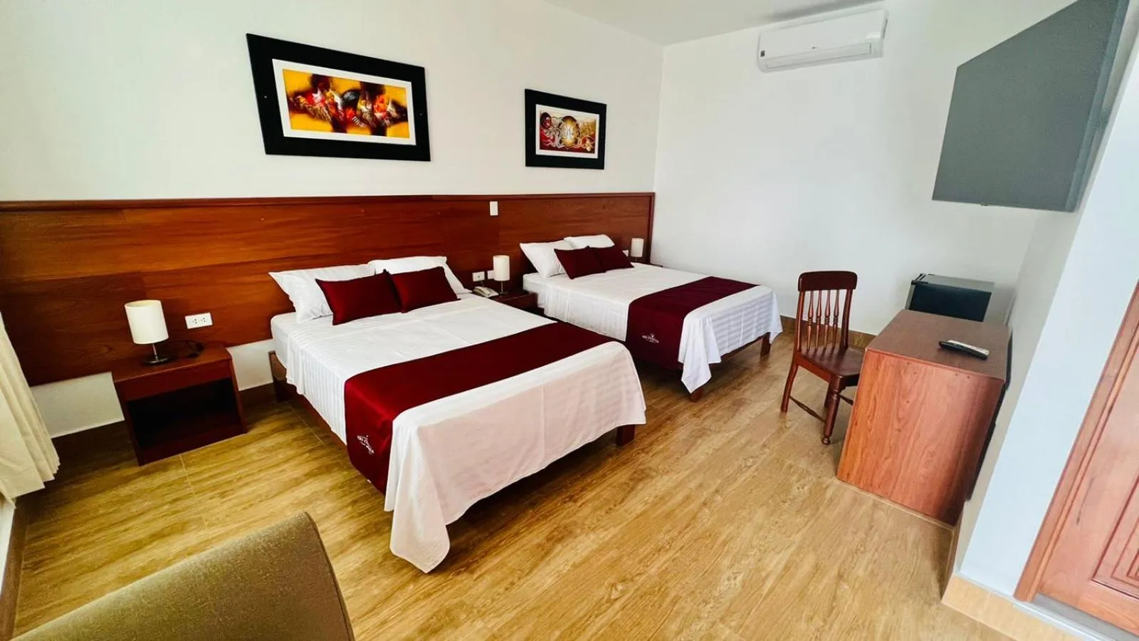 TV and multimedia, Bed in Rio Cumbaza Hotel