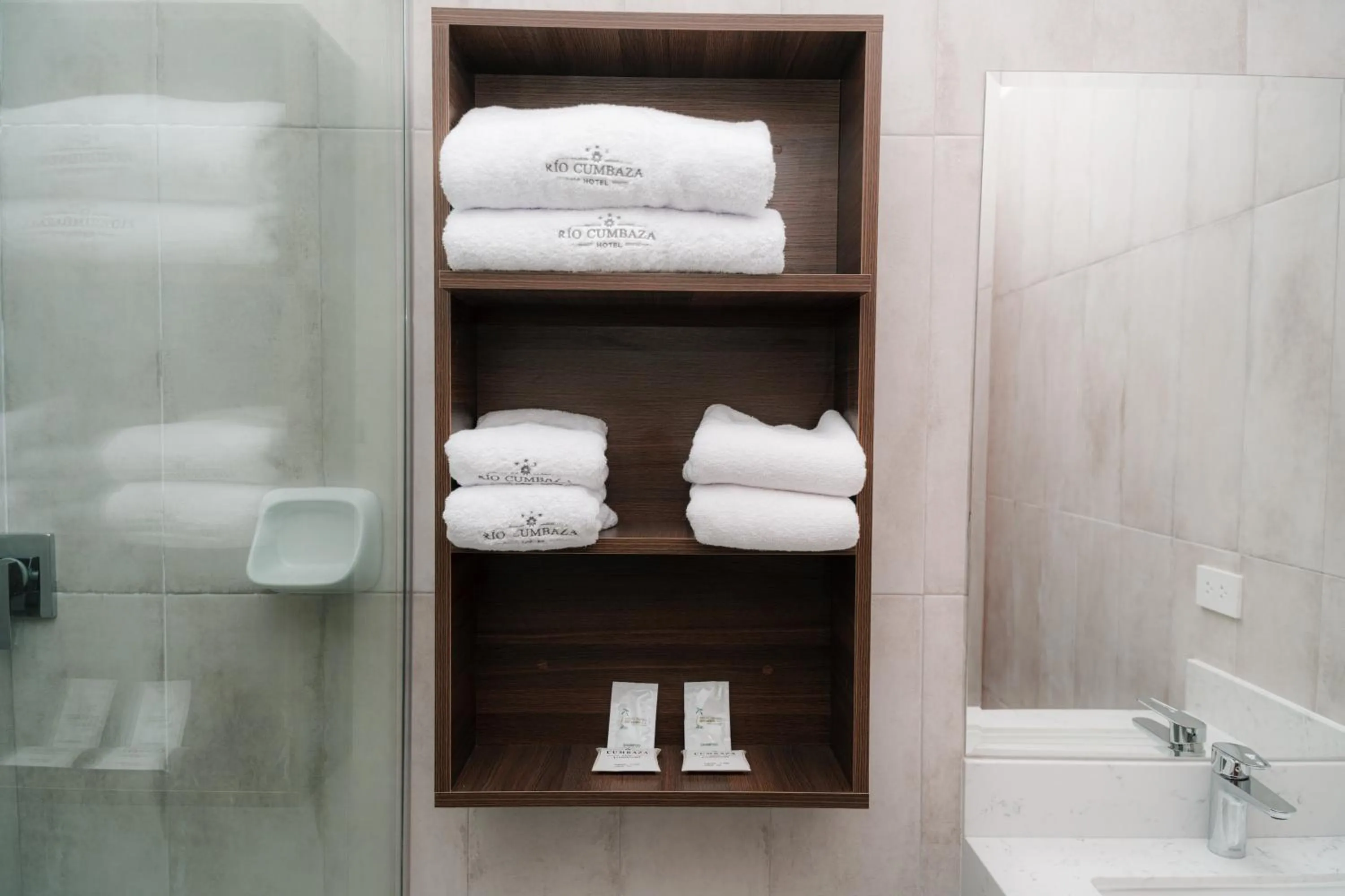 Toilet in Rio Cumbaza Hotel