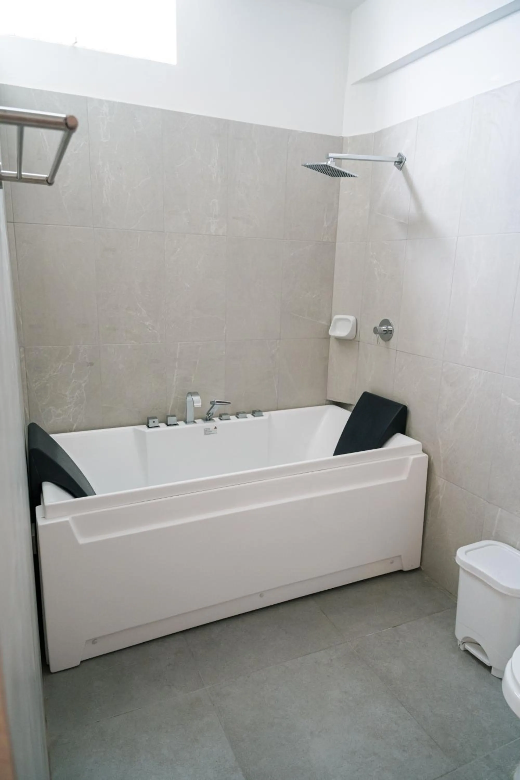 Bath in Rio Cumbaza Hotel