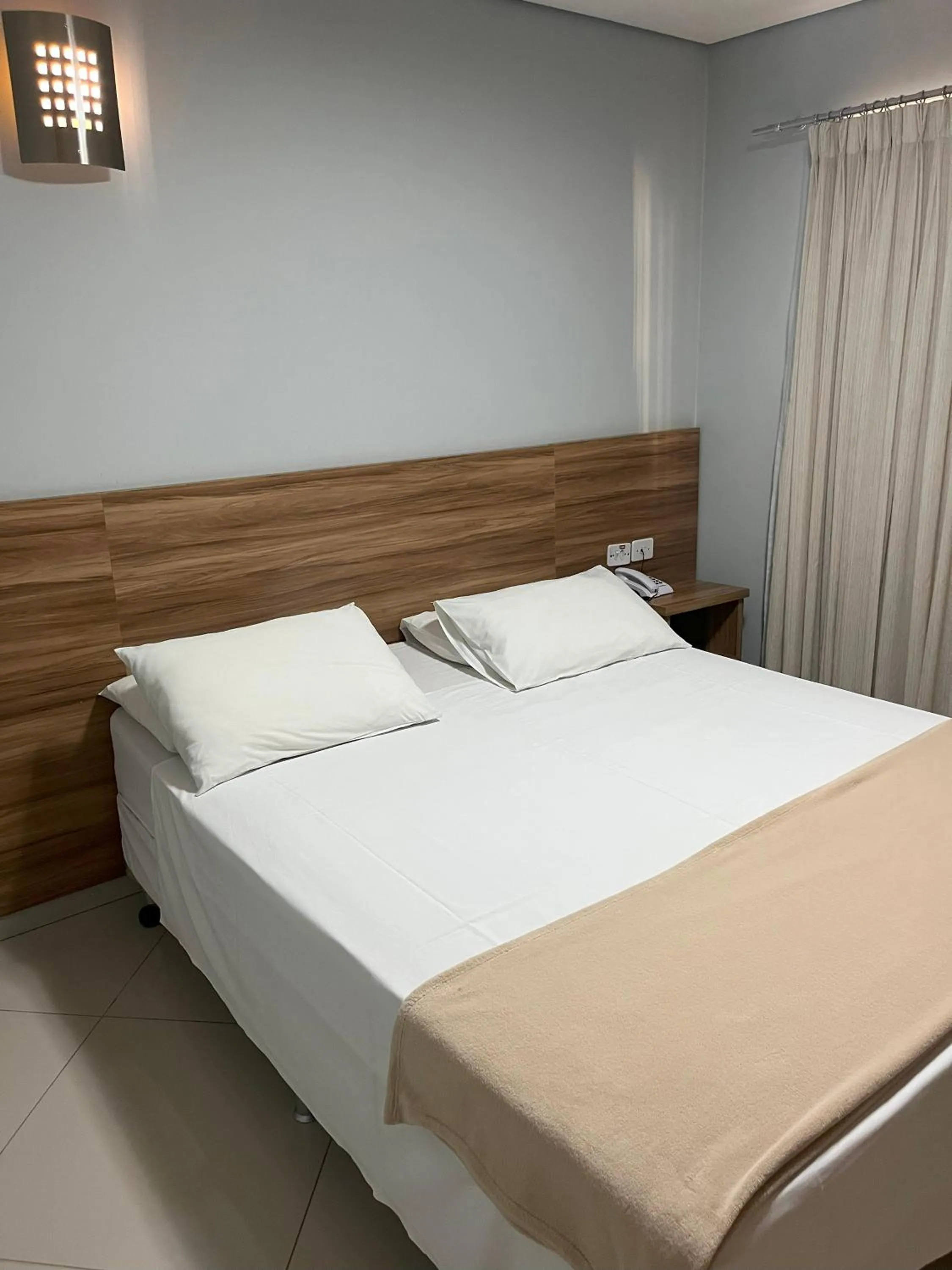 Bedroom, Bed in Maximus Sottile - by Easy Hotéis