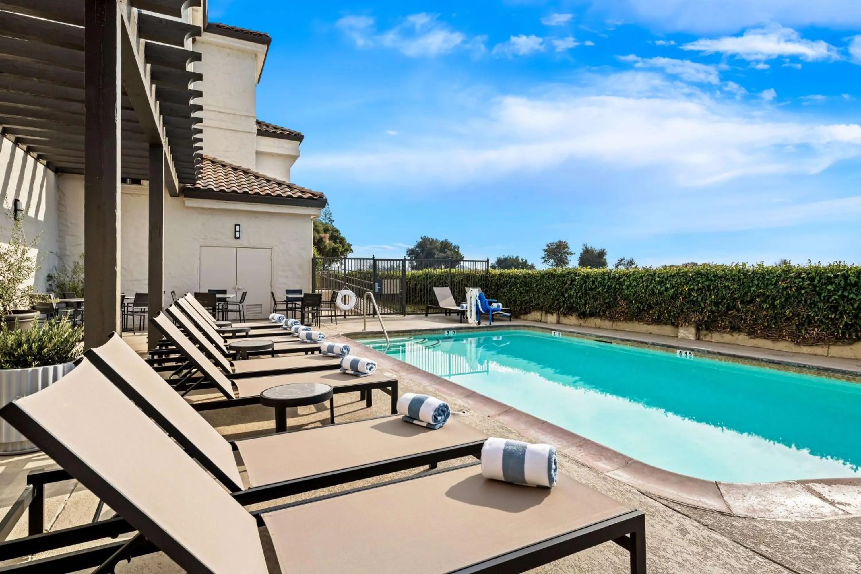 Pool view in Hampton Inn Morgan Hill