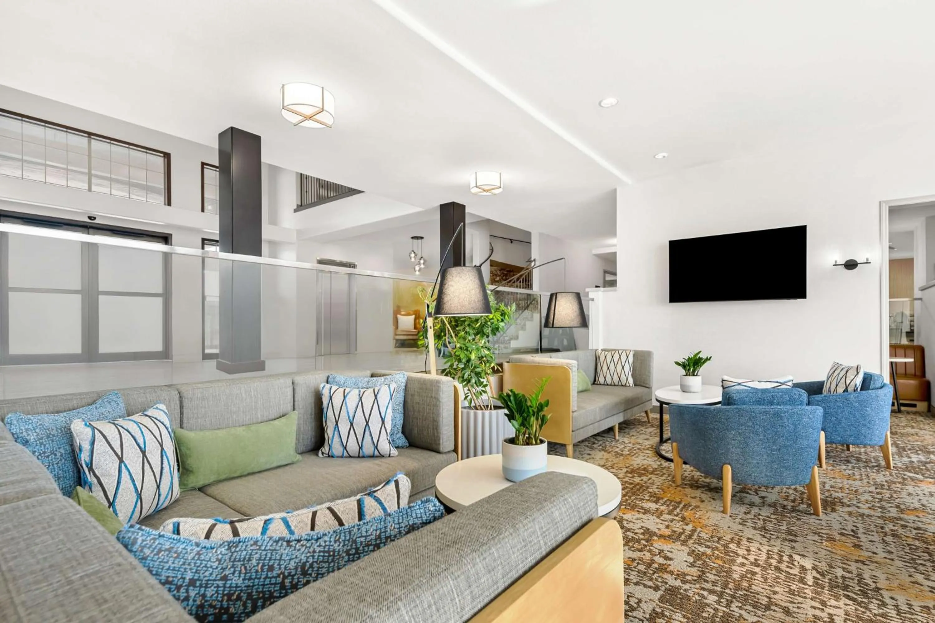 Lobby or reception in Hampton Inn Morgan Hill