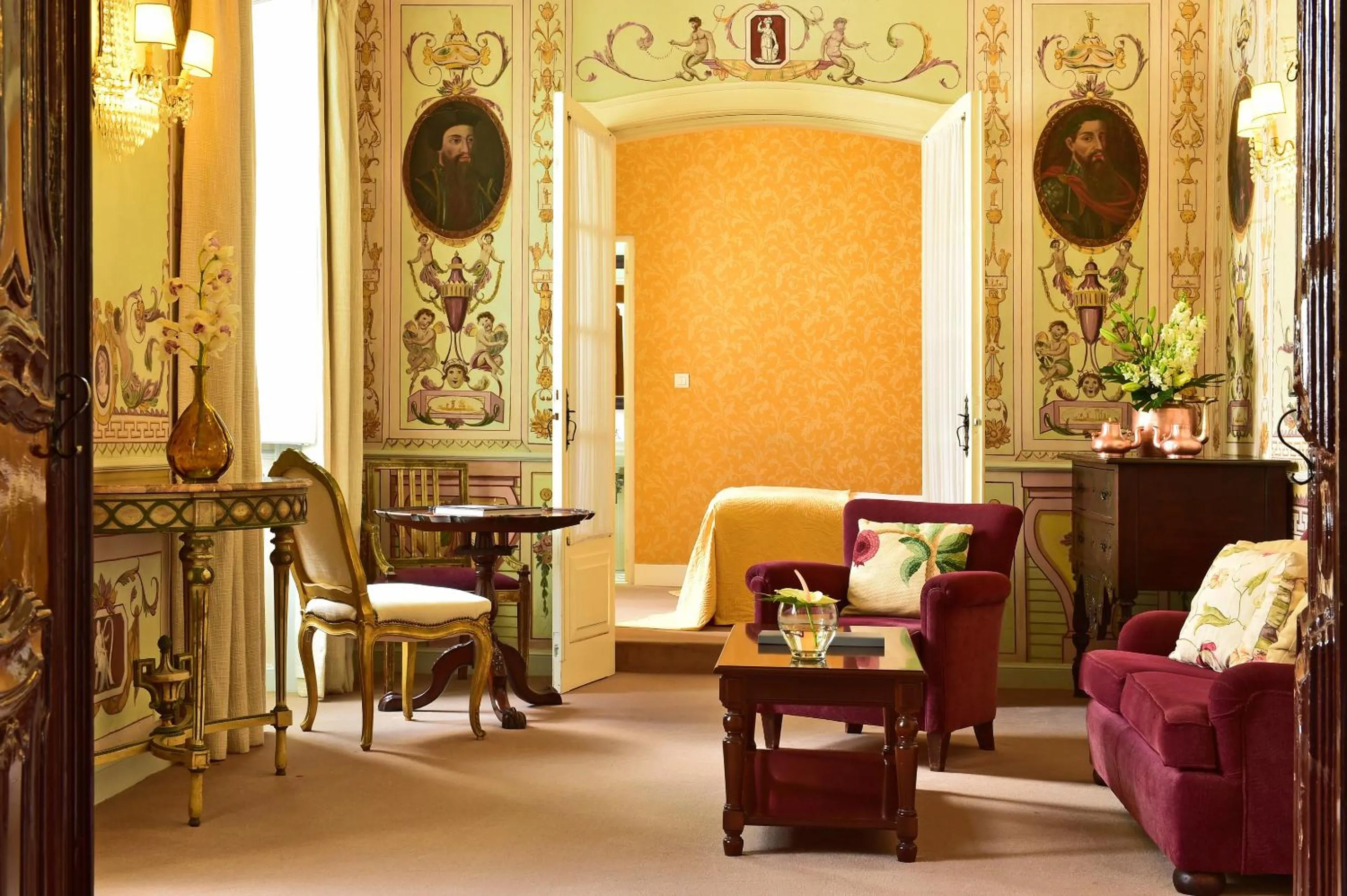 Living room in Pousada Convento de Evora