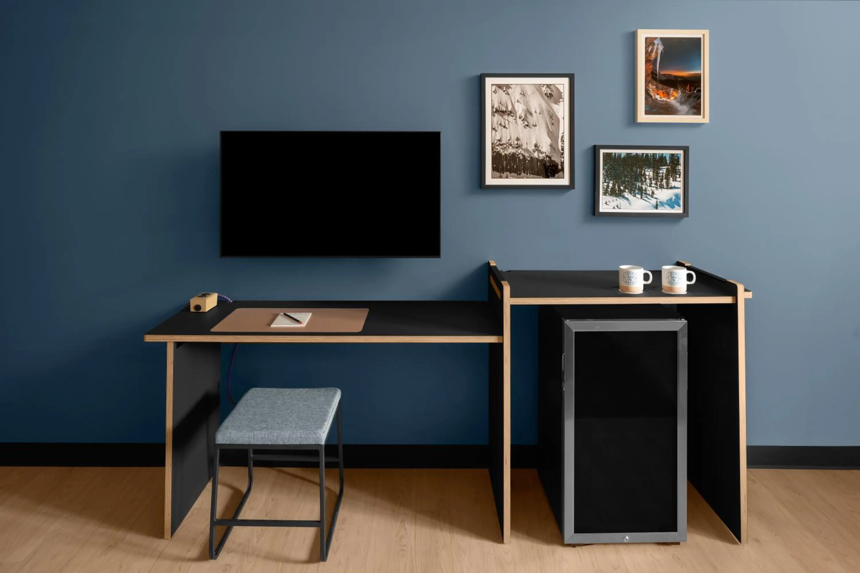 TV and multimedia in evo Hotel Tahoe City