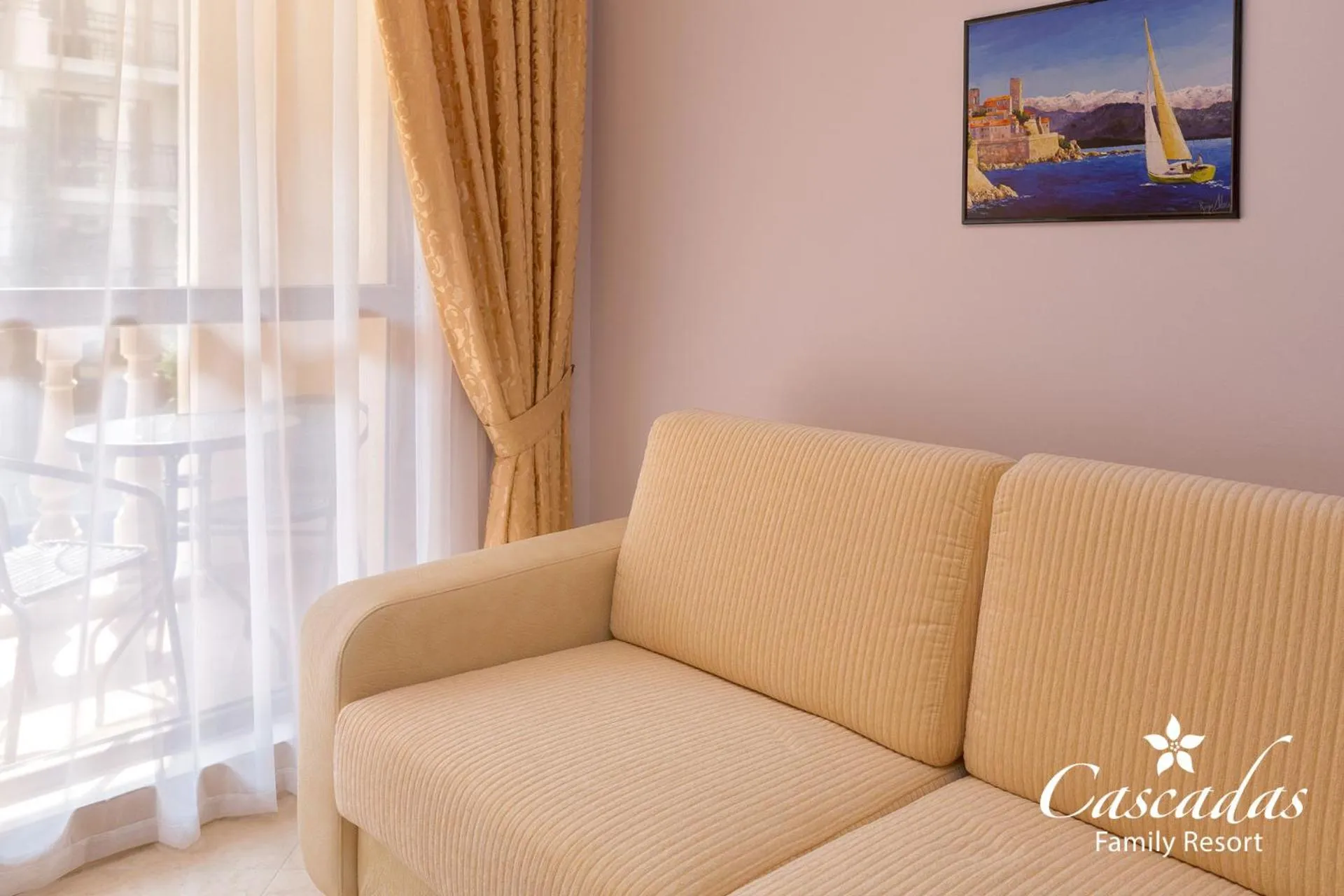 Living room in Cascadas Family Resort