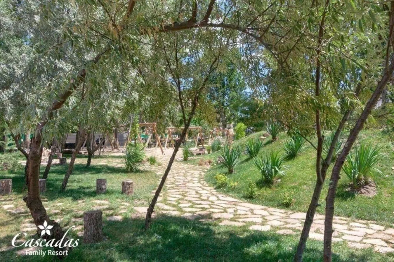 Garden in Cascadas Family Resort